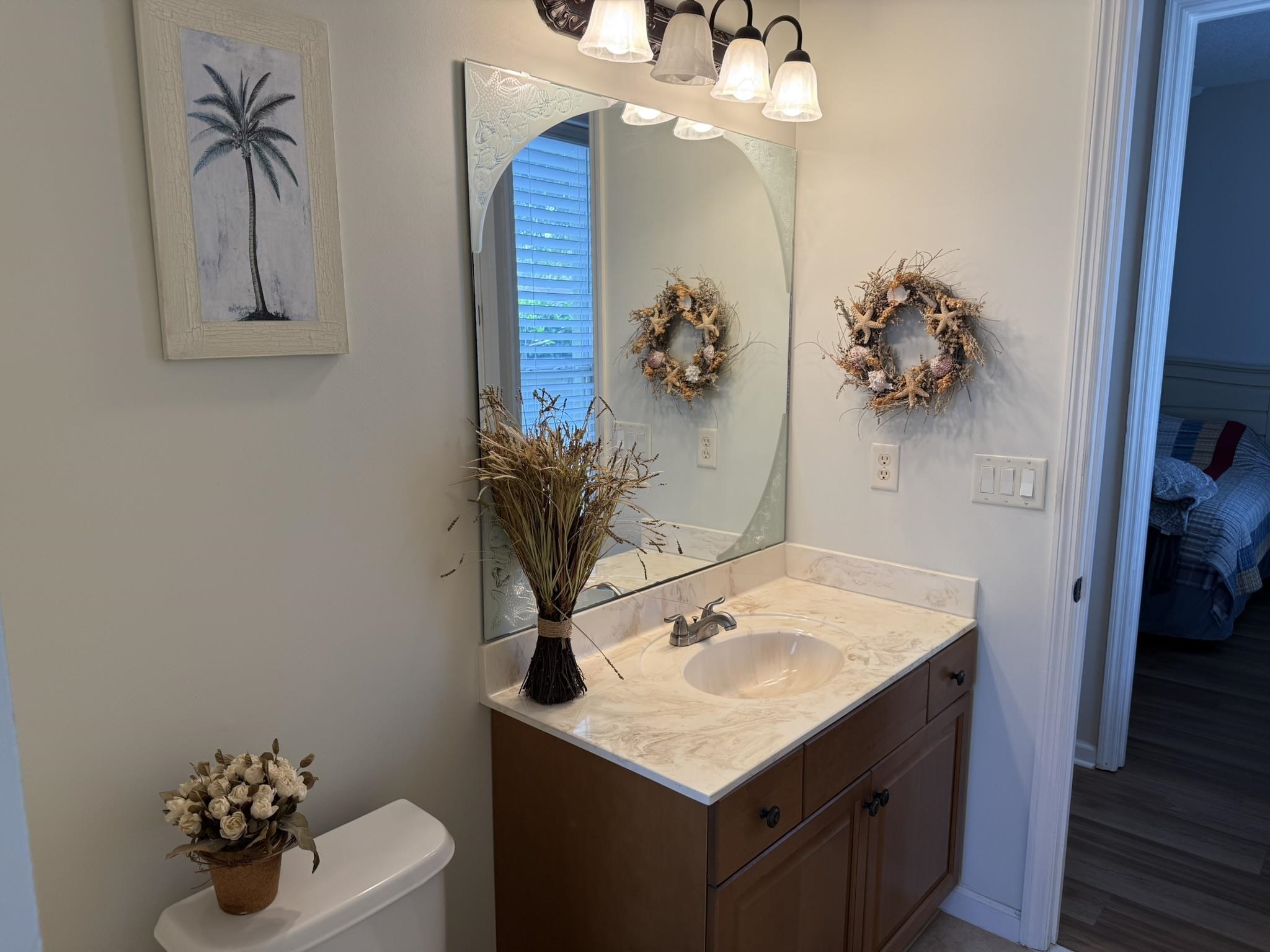 Image 27 of 35 For 356 Palmas Cir