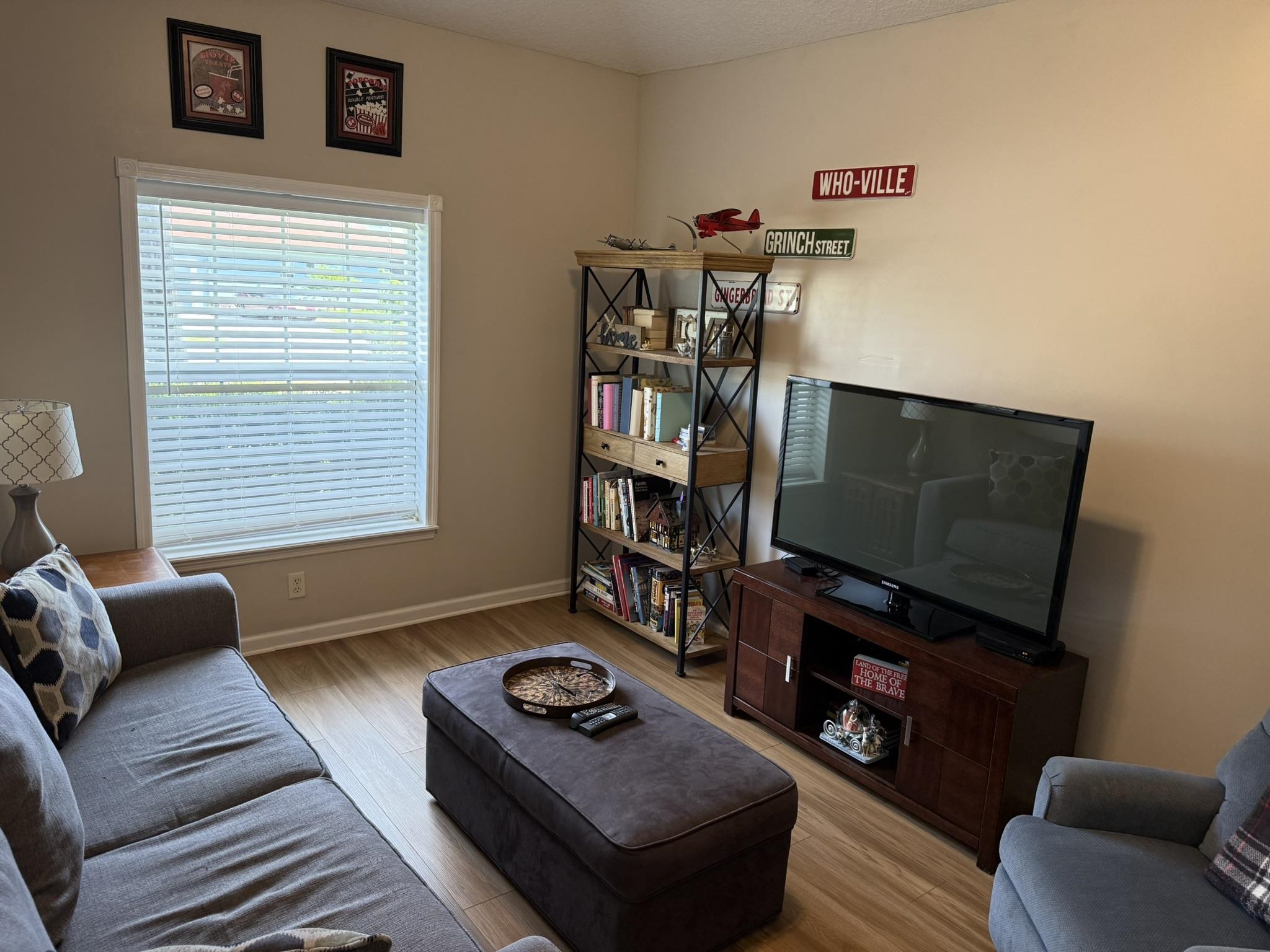 Image 30 of 35 For 356 Palmas Cir