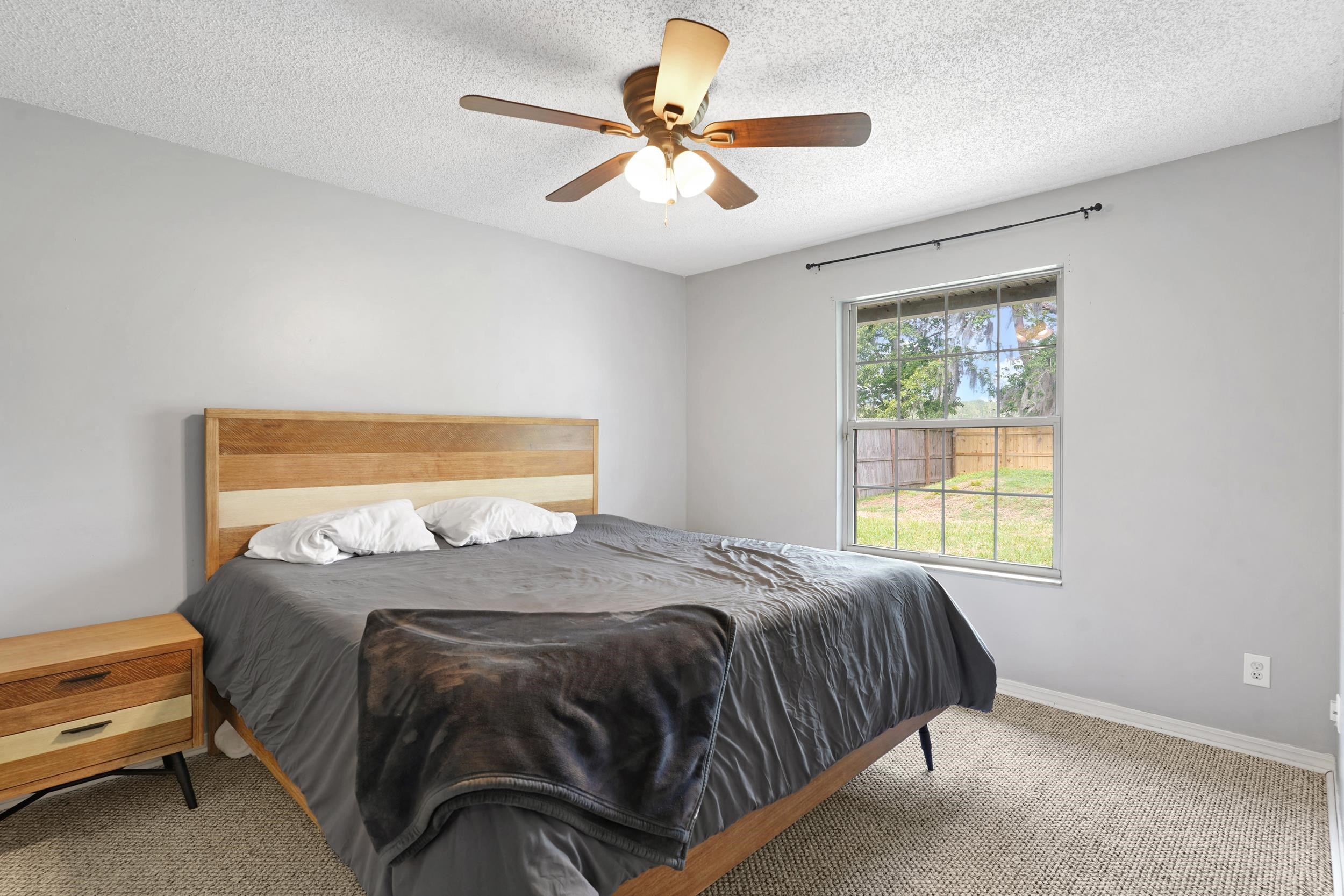 Image 23 of 33 For 4861 Winton Circle