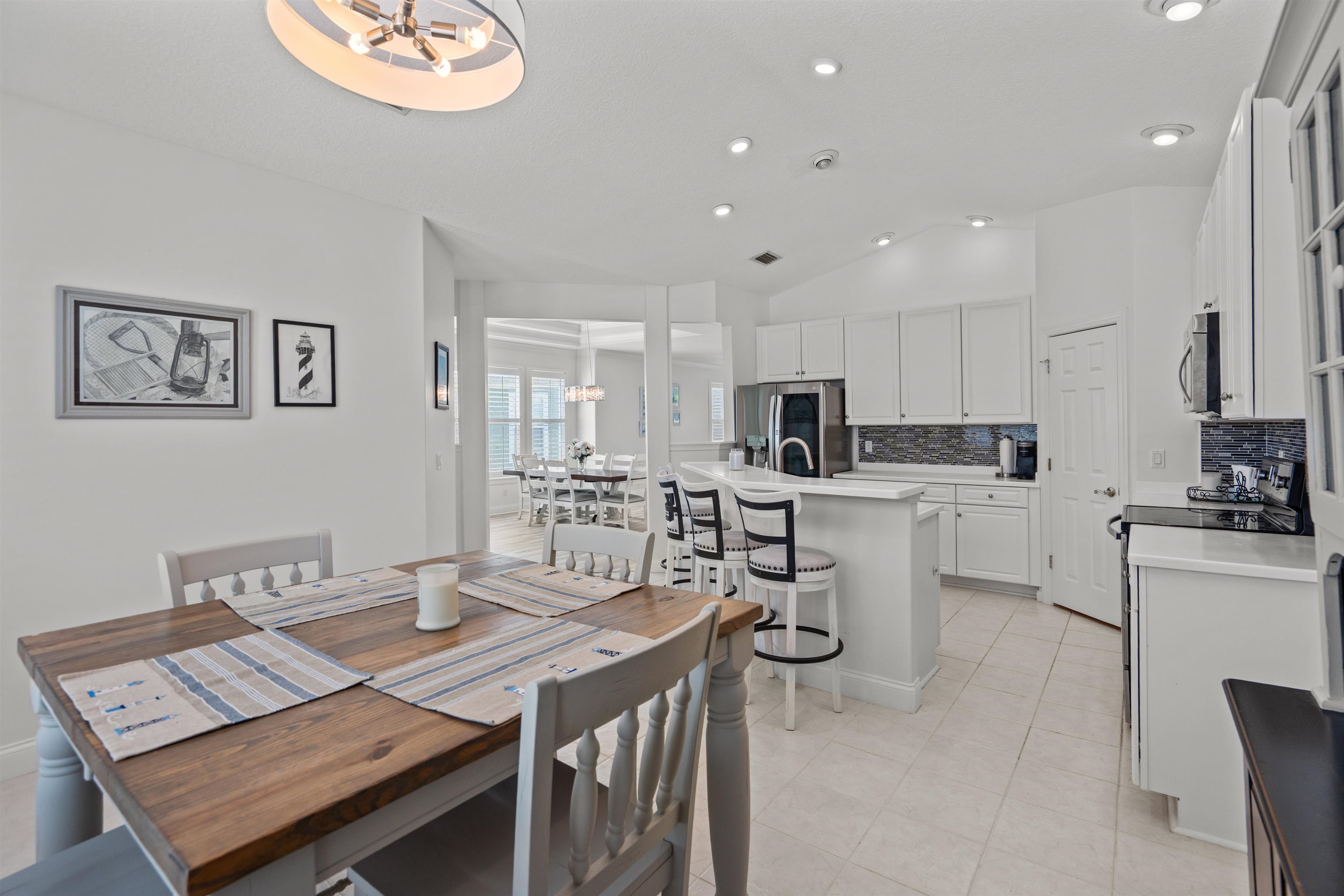 Image 19 of 61 For 110 Sunset Cir