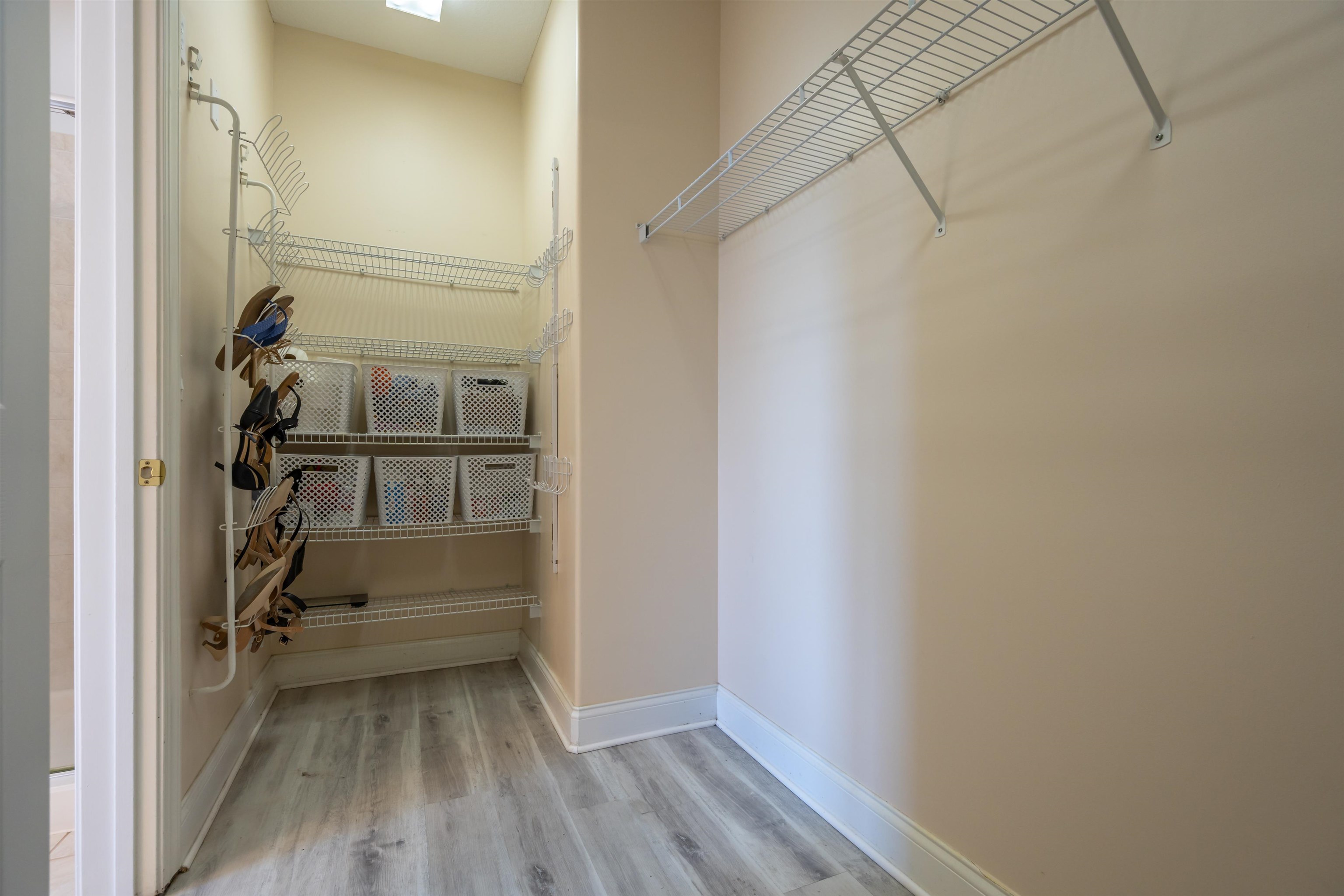 Image 38 of 61 For 110 Sunset Cir