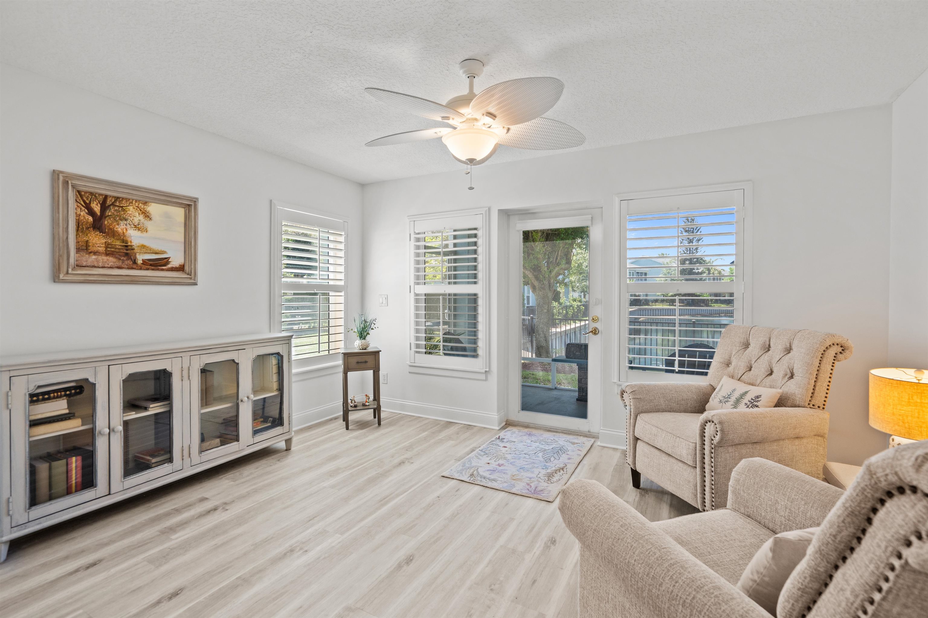 Image 40 of 61 For 110 Sunset Cir