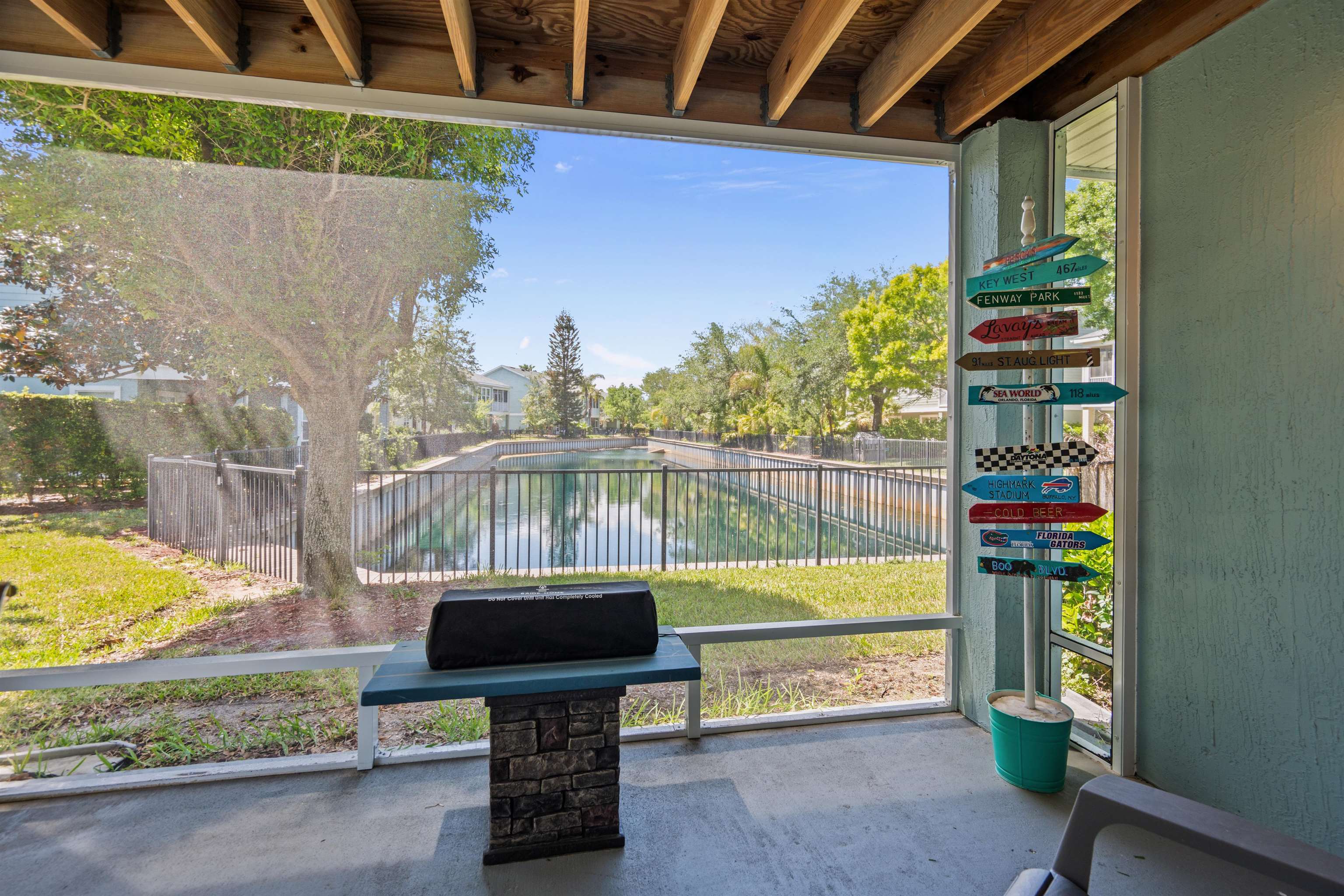 Image 42 of 61 For 110 Sunset Cir