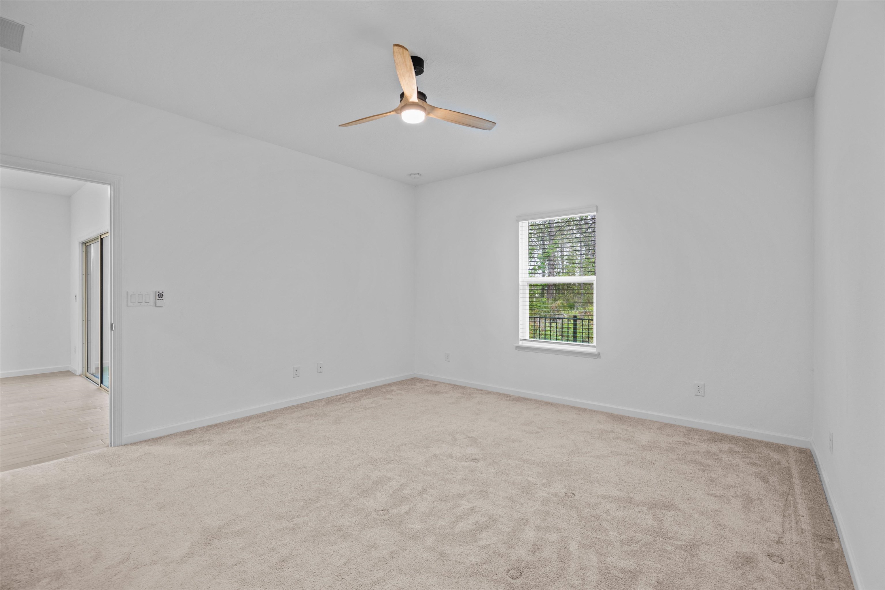 Image 16 of 42 For 55 River Strand Ln