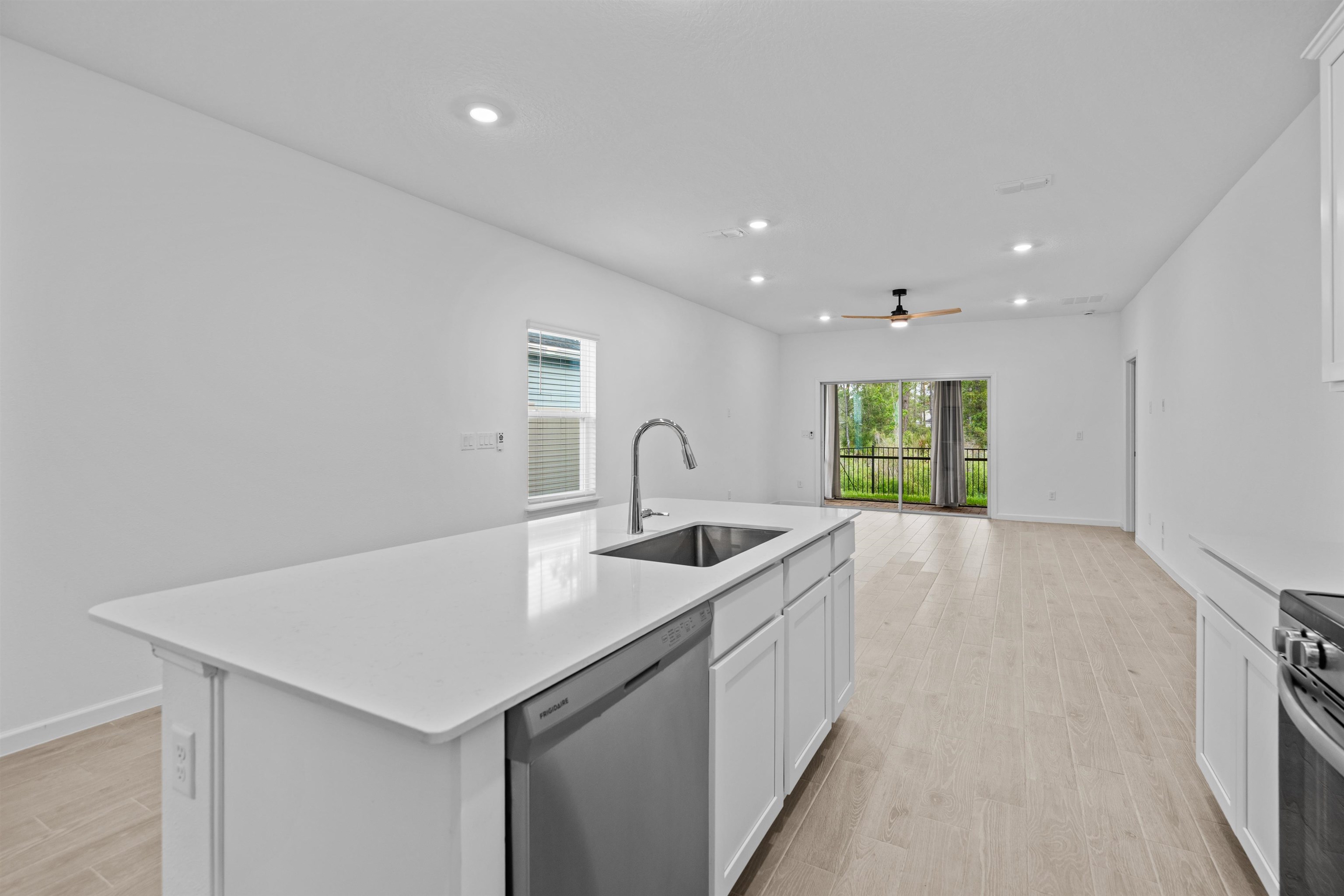 Image 5 of 42 For 55 River Strand Ln