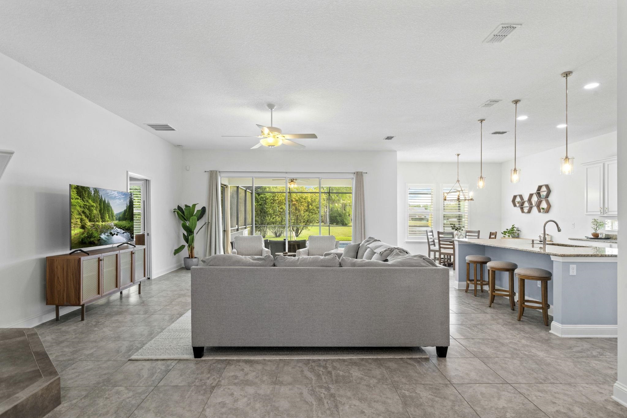 Image 10 of 73 For 225 Moses Creek Blvd