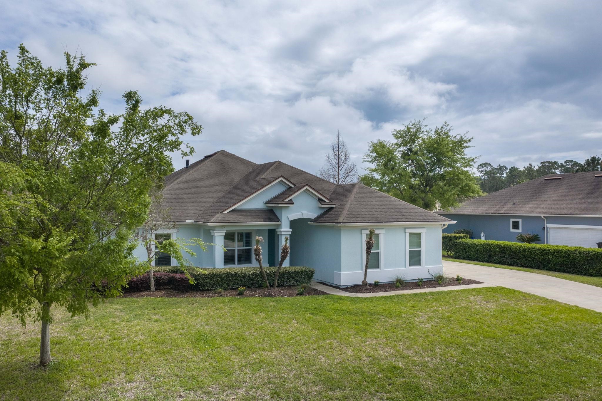 Image 2 of 73 For 225 Moses Creek Blvd