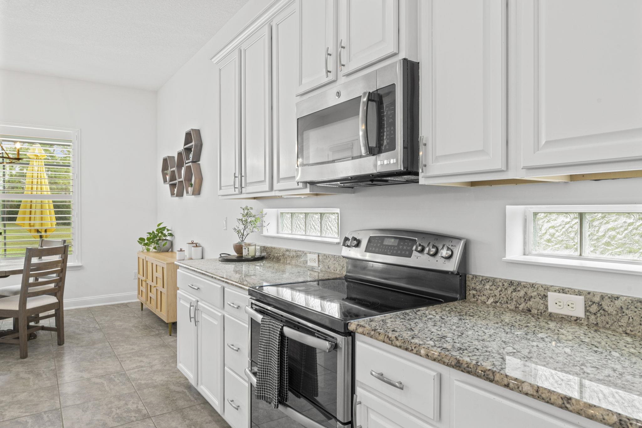 Image 20 of 73 For 225 Moses Creek Blvd