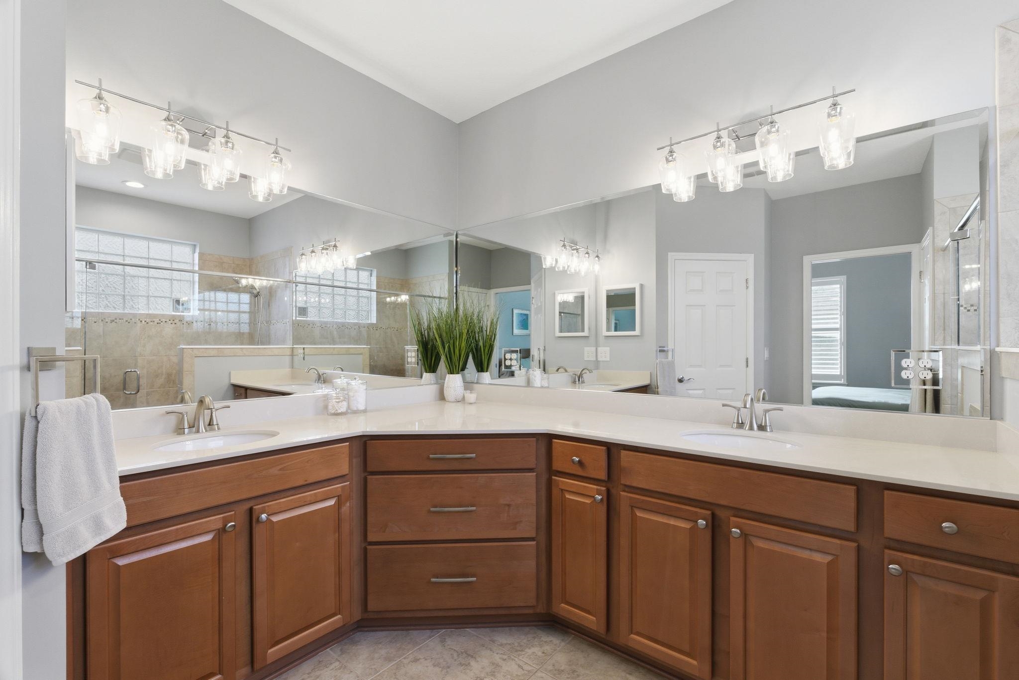 Image 34 of 73 For 225 Moses Creek Blvd