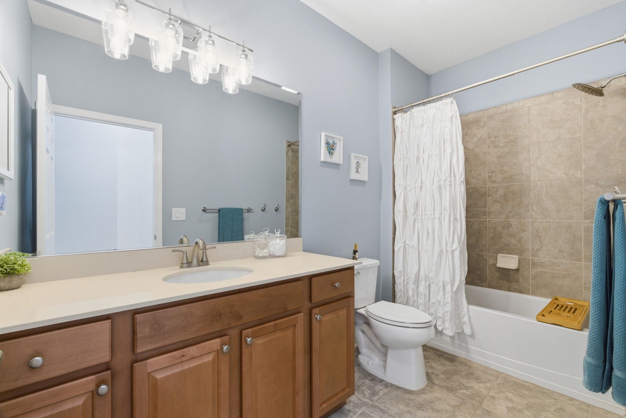 Image 38 of 73 For 225 Moses Creek Blvd