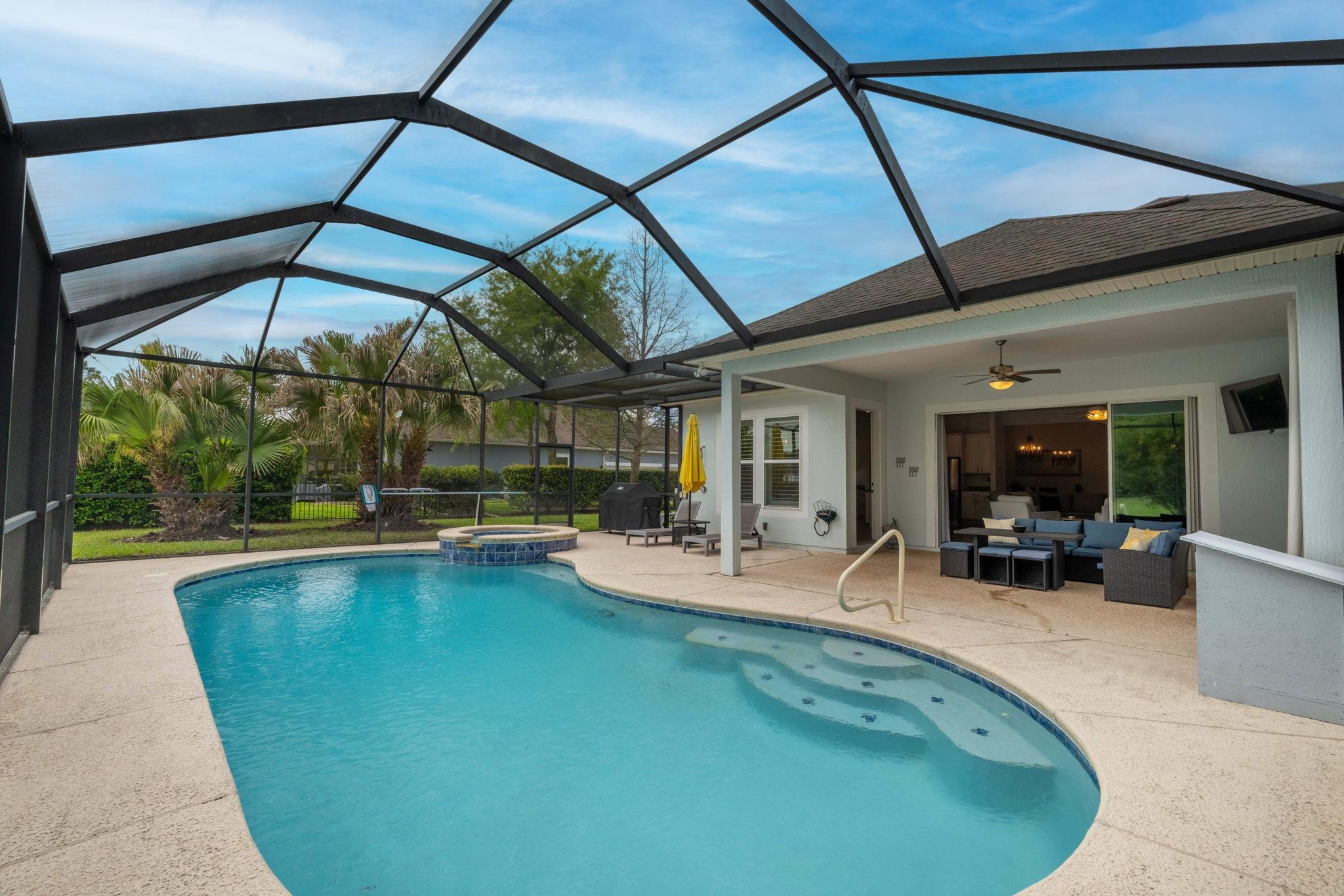 Image 52 of 73 For 225 Moses Creek Blvd