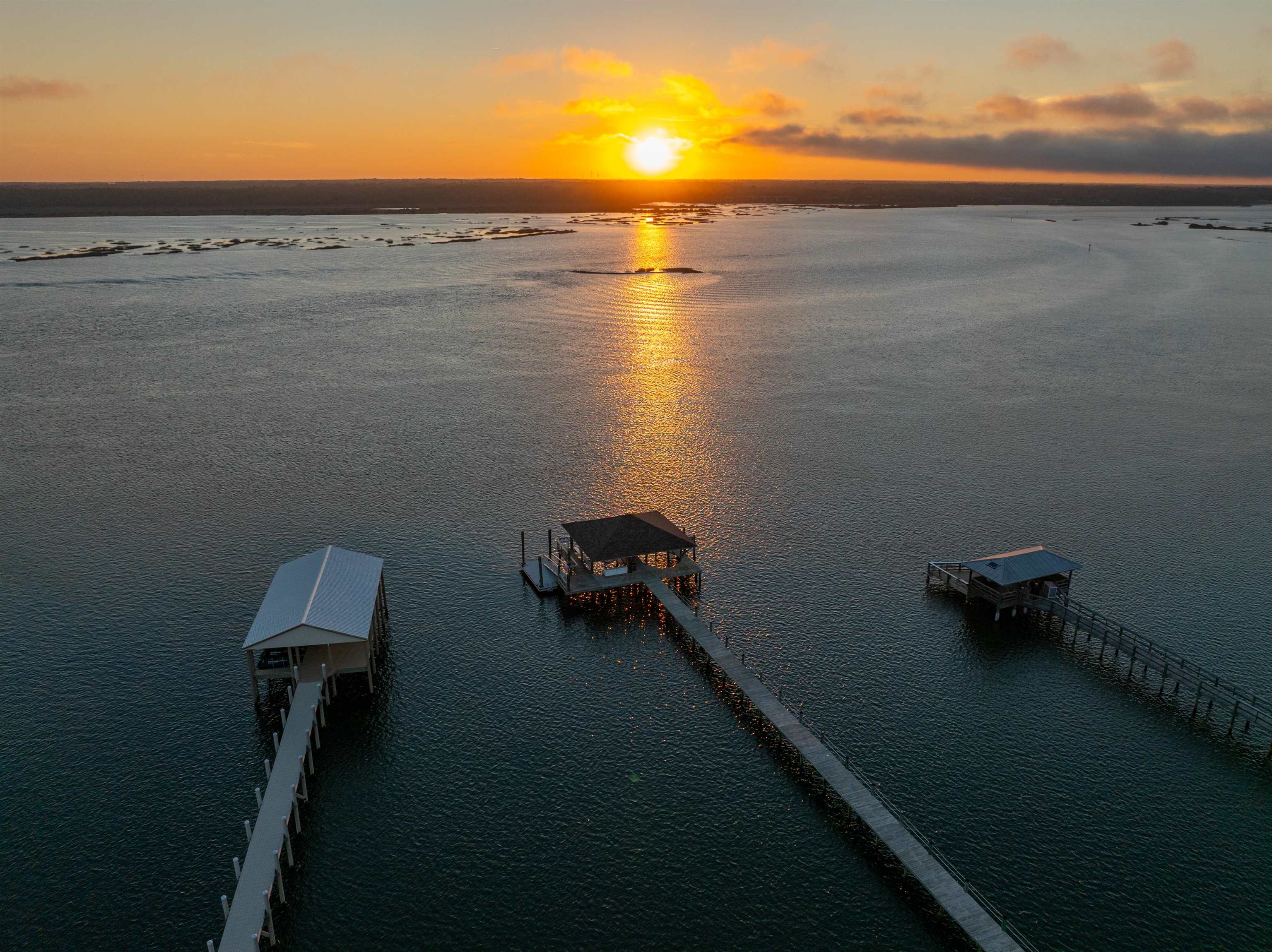 Image 24 of 99 For 973 Griffin Shores Dr. N