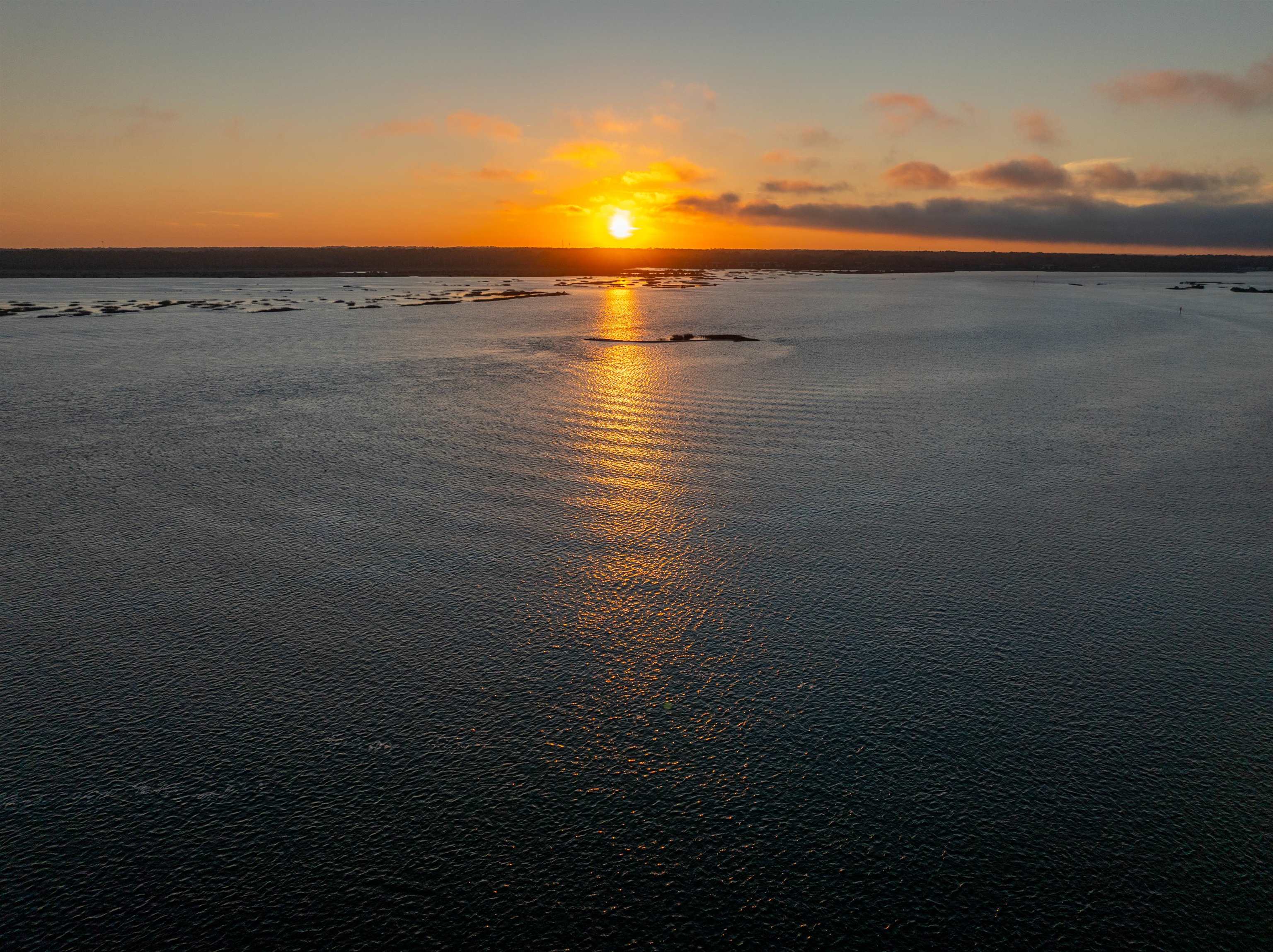 Image 26 of 99 For 973 Griffin Shores Dr. N