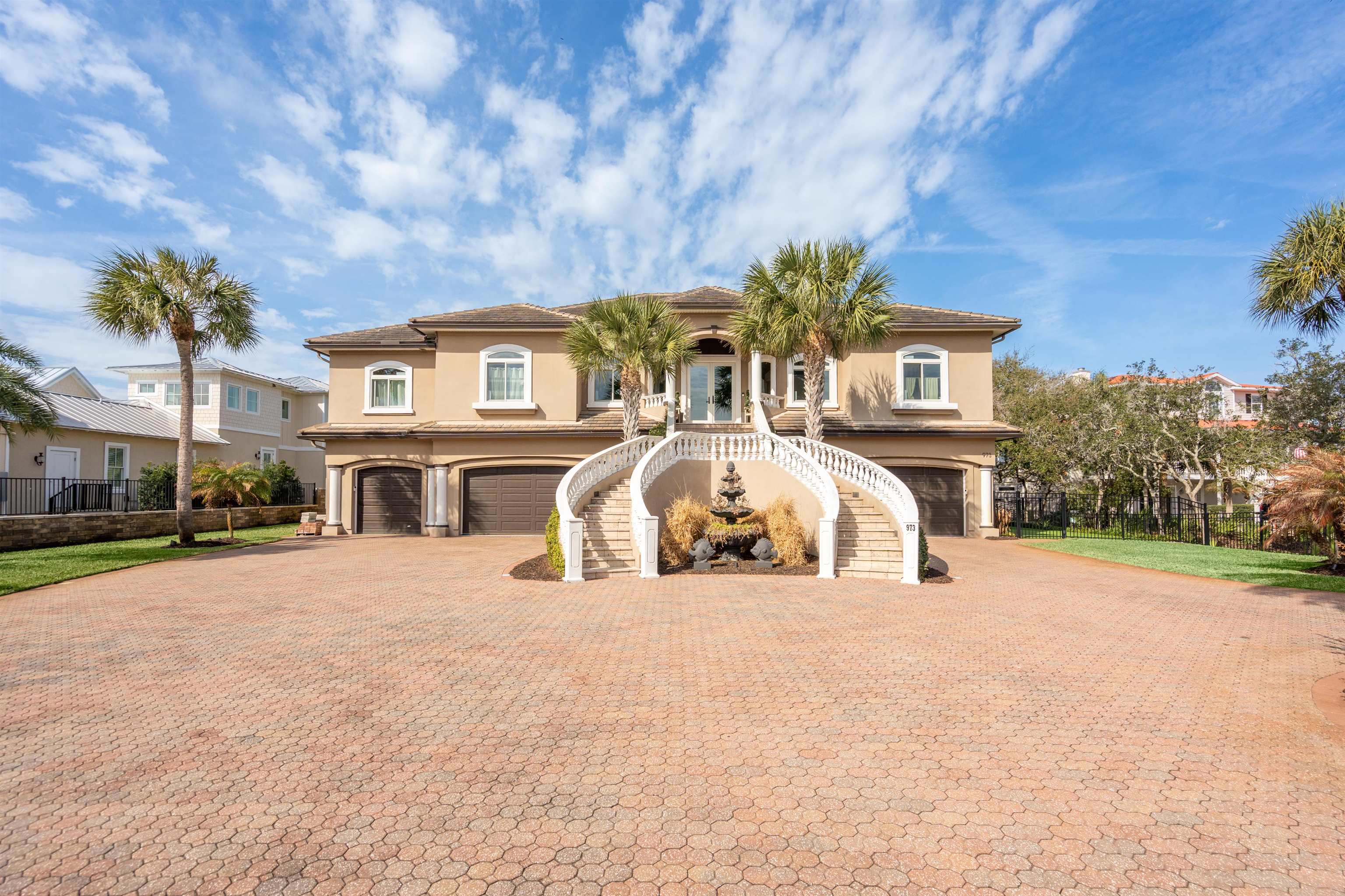 Image 30 of 99 For 973 Griffin Shores Dr. N