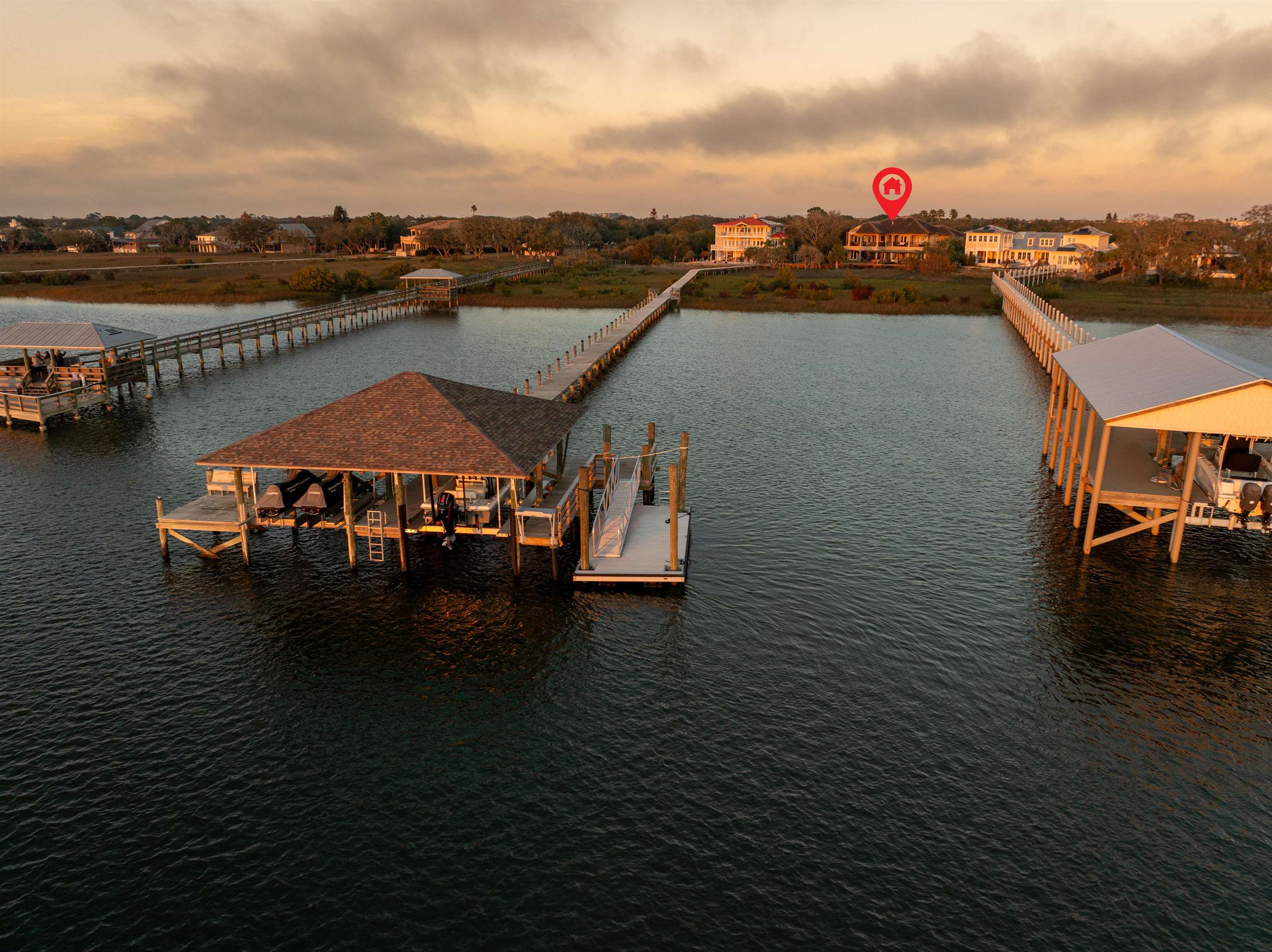 Image 4 of 99 For 973 Griffin Shores Dr. N