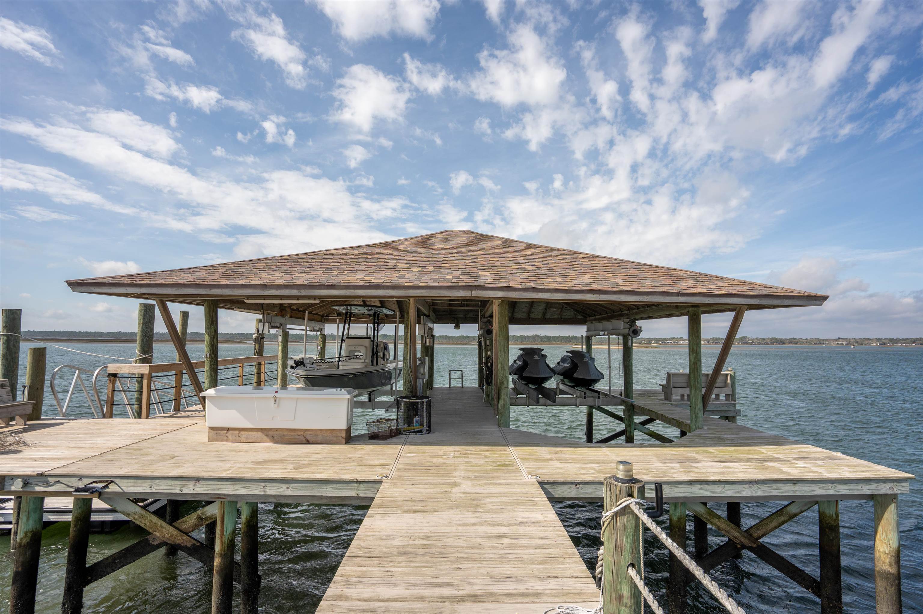 Image 43 of 99 For 973 Griffin Shores Dr. N