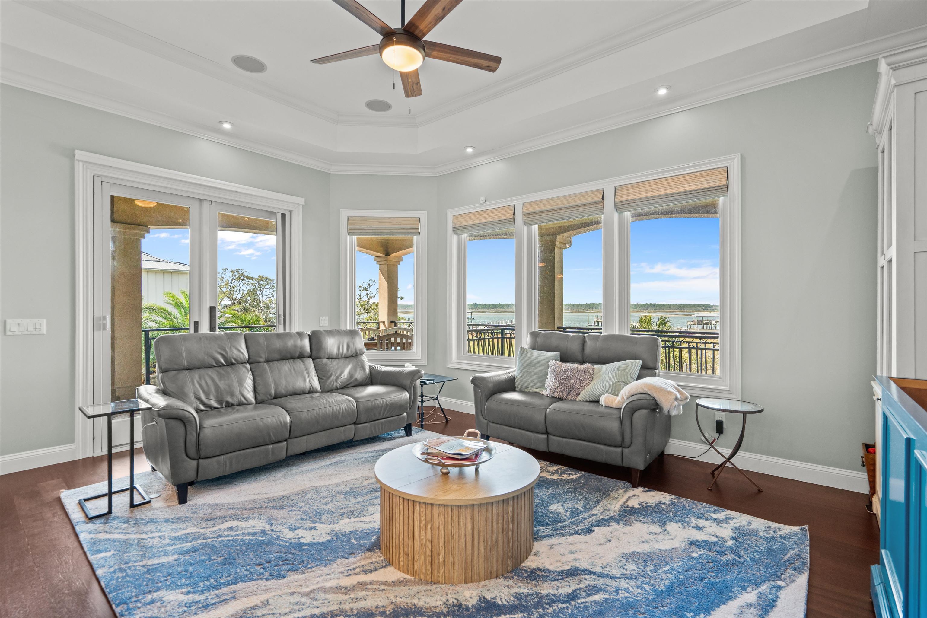 Image 61 of 99 For 973 Griffin Shores Dr. N