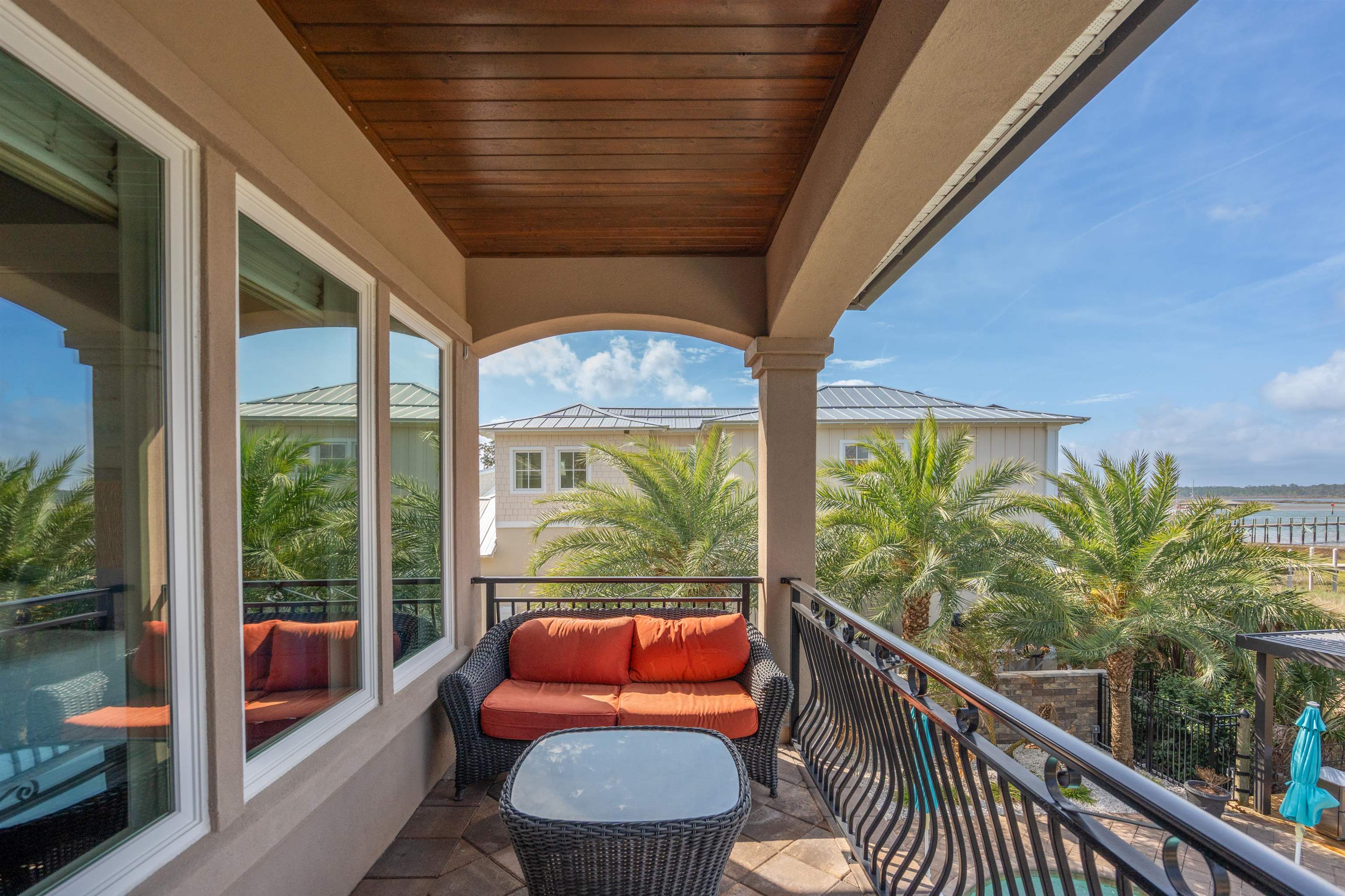 Image 63 of 99 For 973 Griffin Shores Dr. N