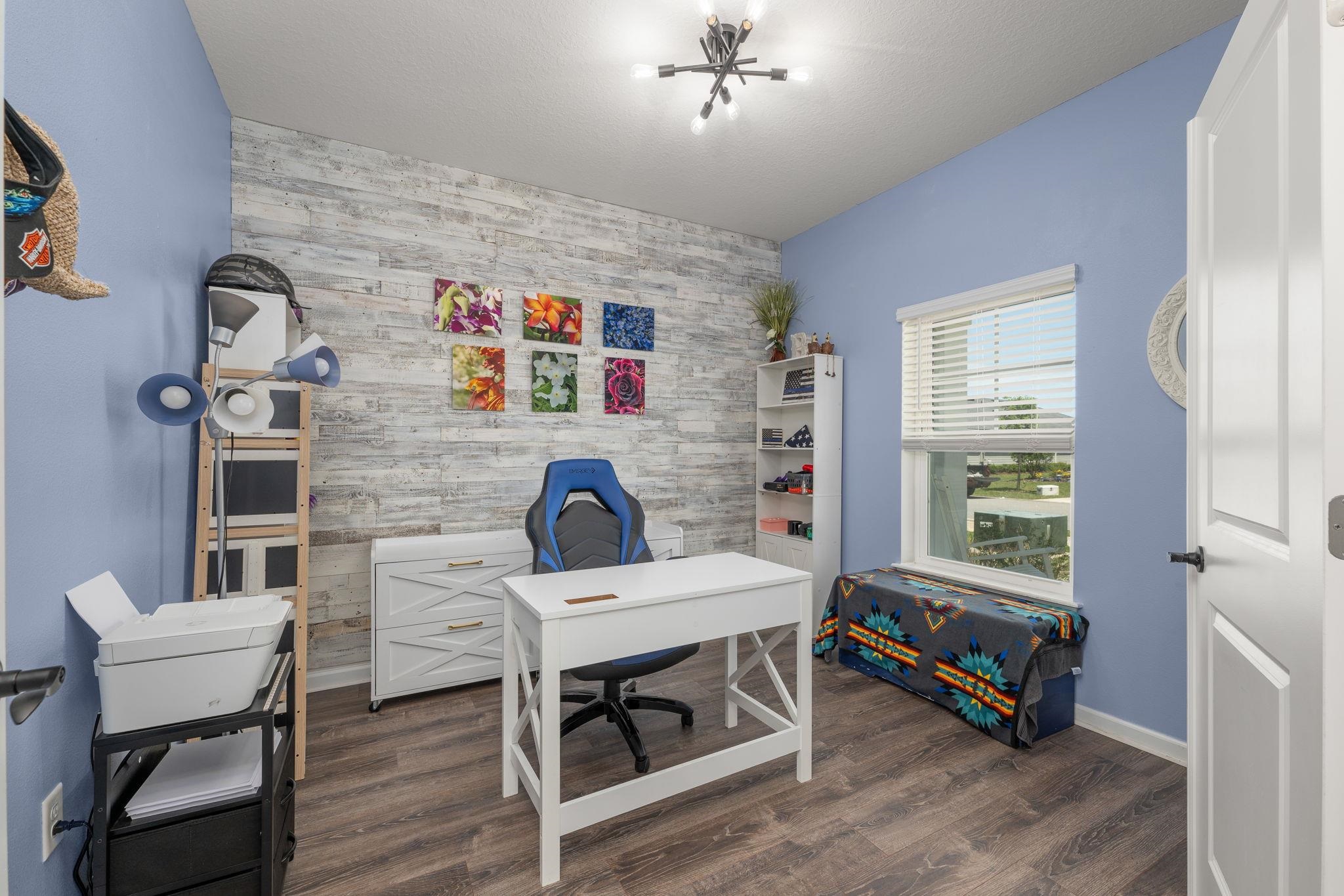 Image 10 of 54 For 121 Nighthawk Lane