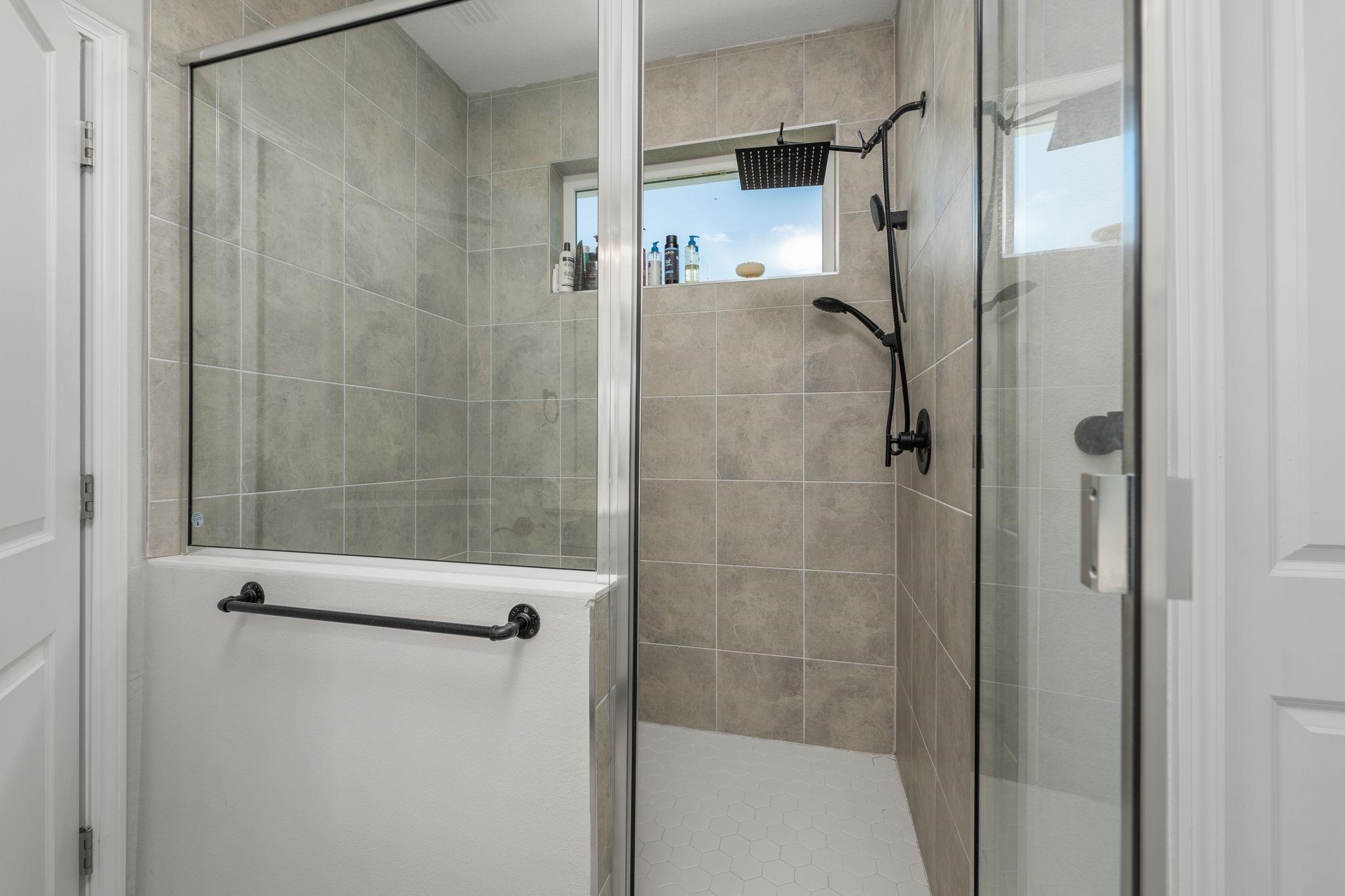 Image 26 of 54 For 121 Nighthawk Lane