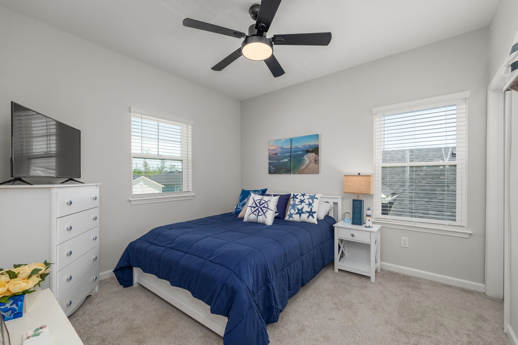 Image 29 of 54 For 121 Nighthawk Lane