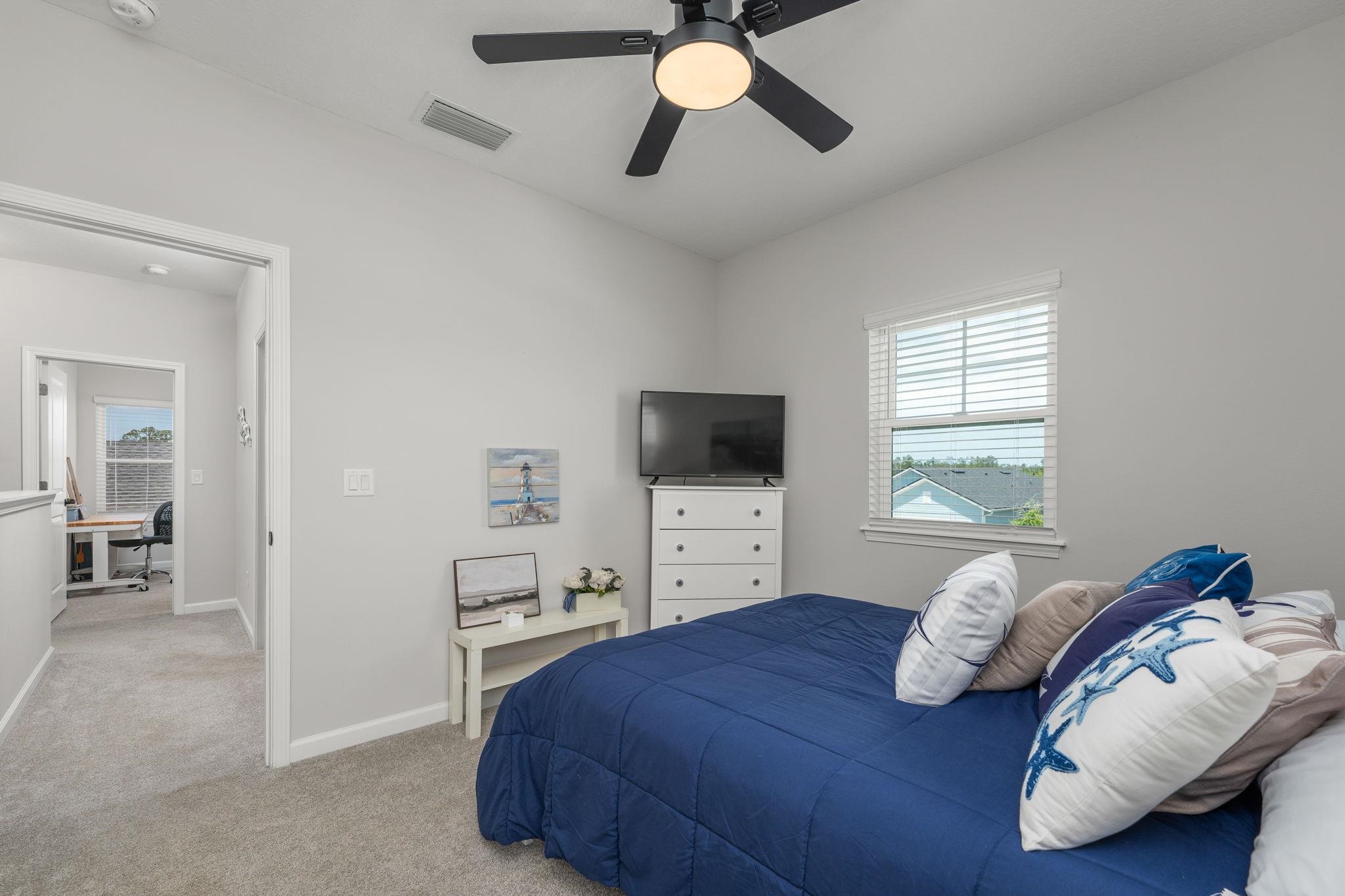 Image 30 of 54 For 121 Nighthawk Lane