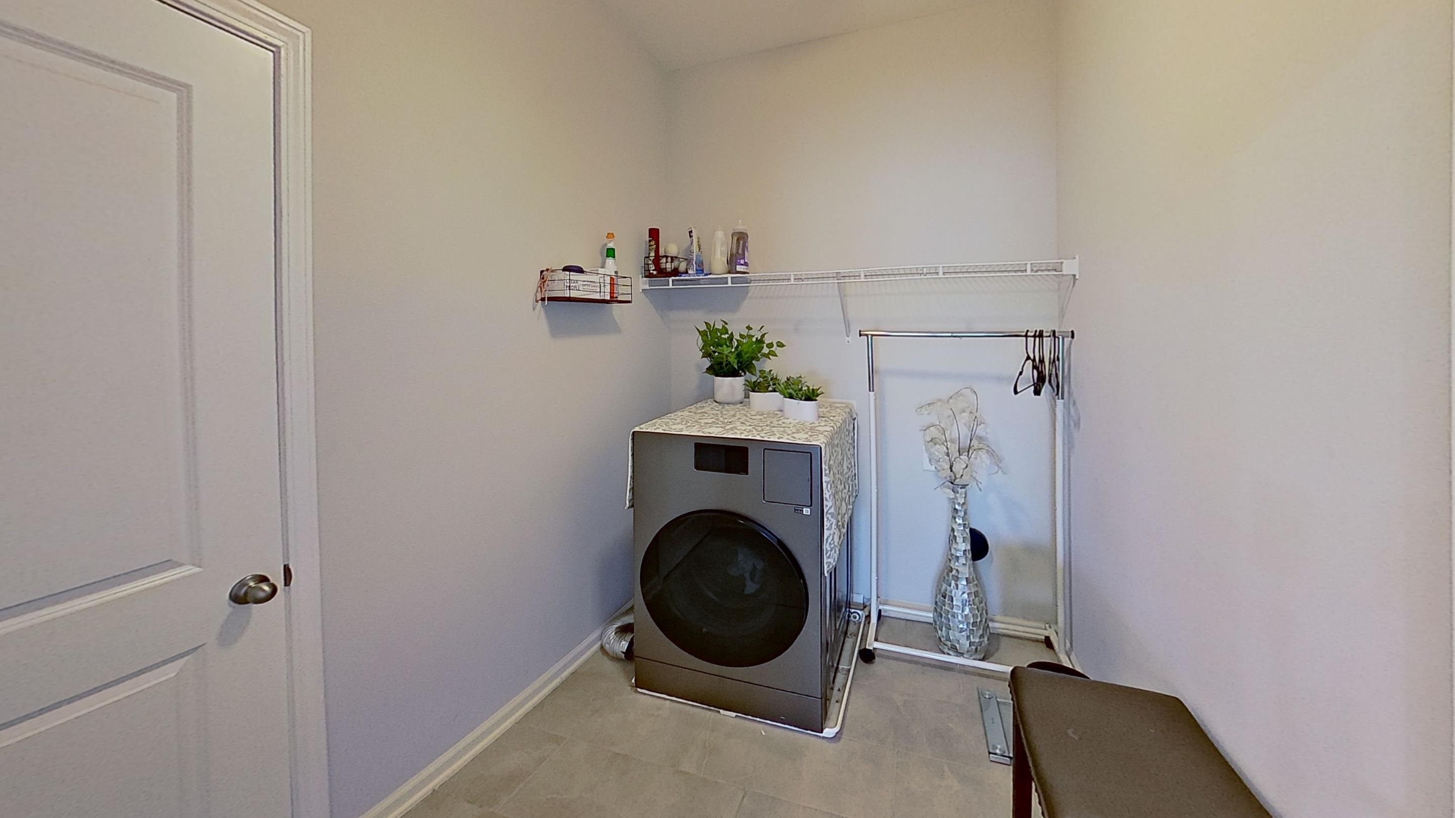 Image 34 of 54 For 121 Nighthawk Lane