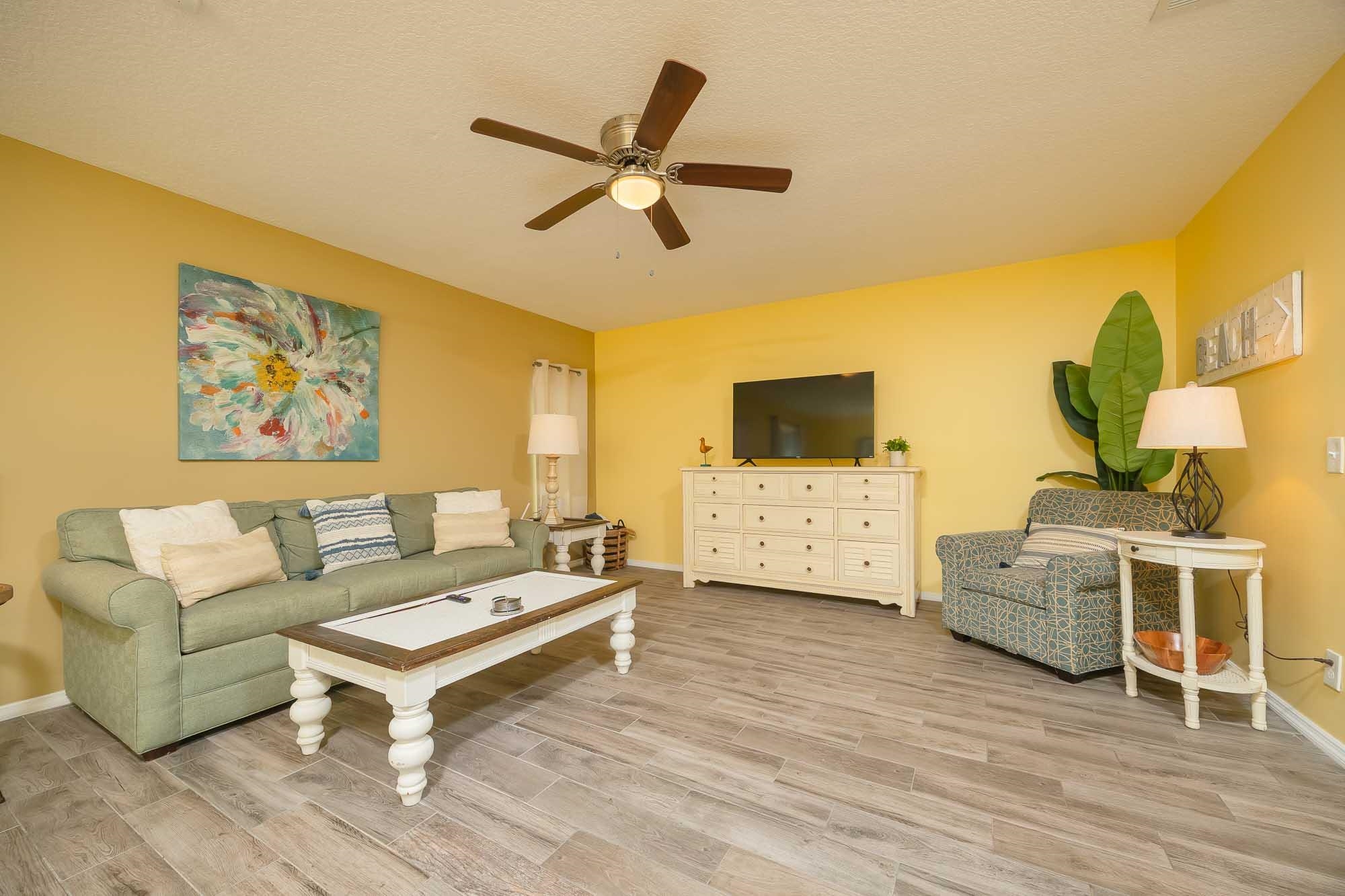 Image 35 of 40 For 566 W Tropic Way