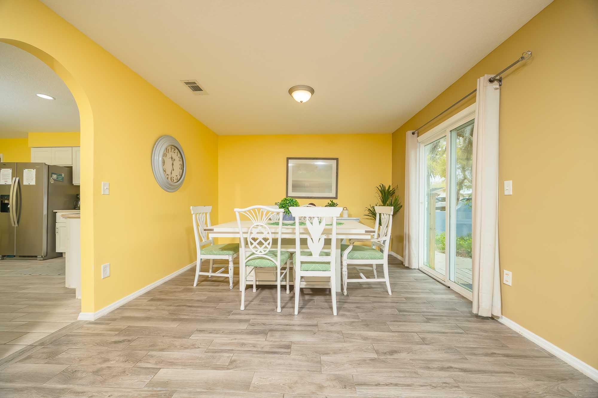 Image 36 of 40 For 566 W Tropic Way