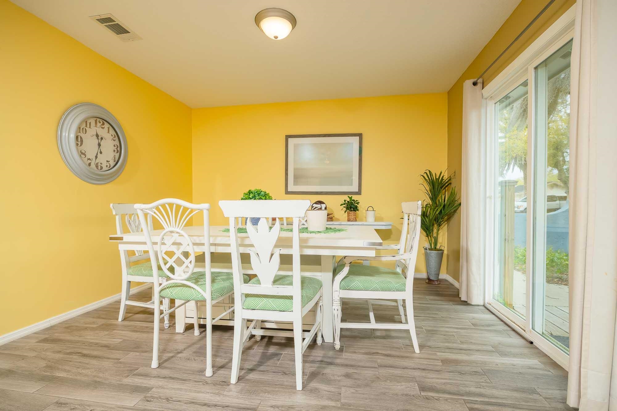 Image 37 of 40 For 566 W Tropic Way