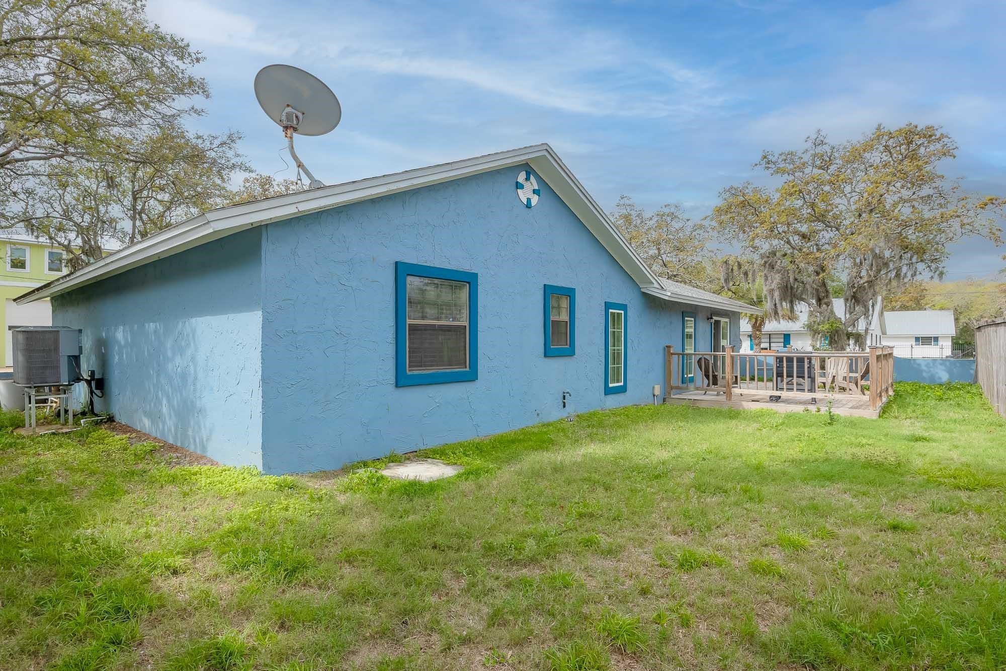 Image 38 of 40 For 566 W Tropic Way