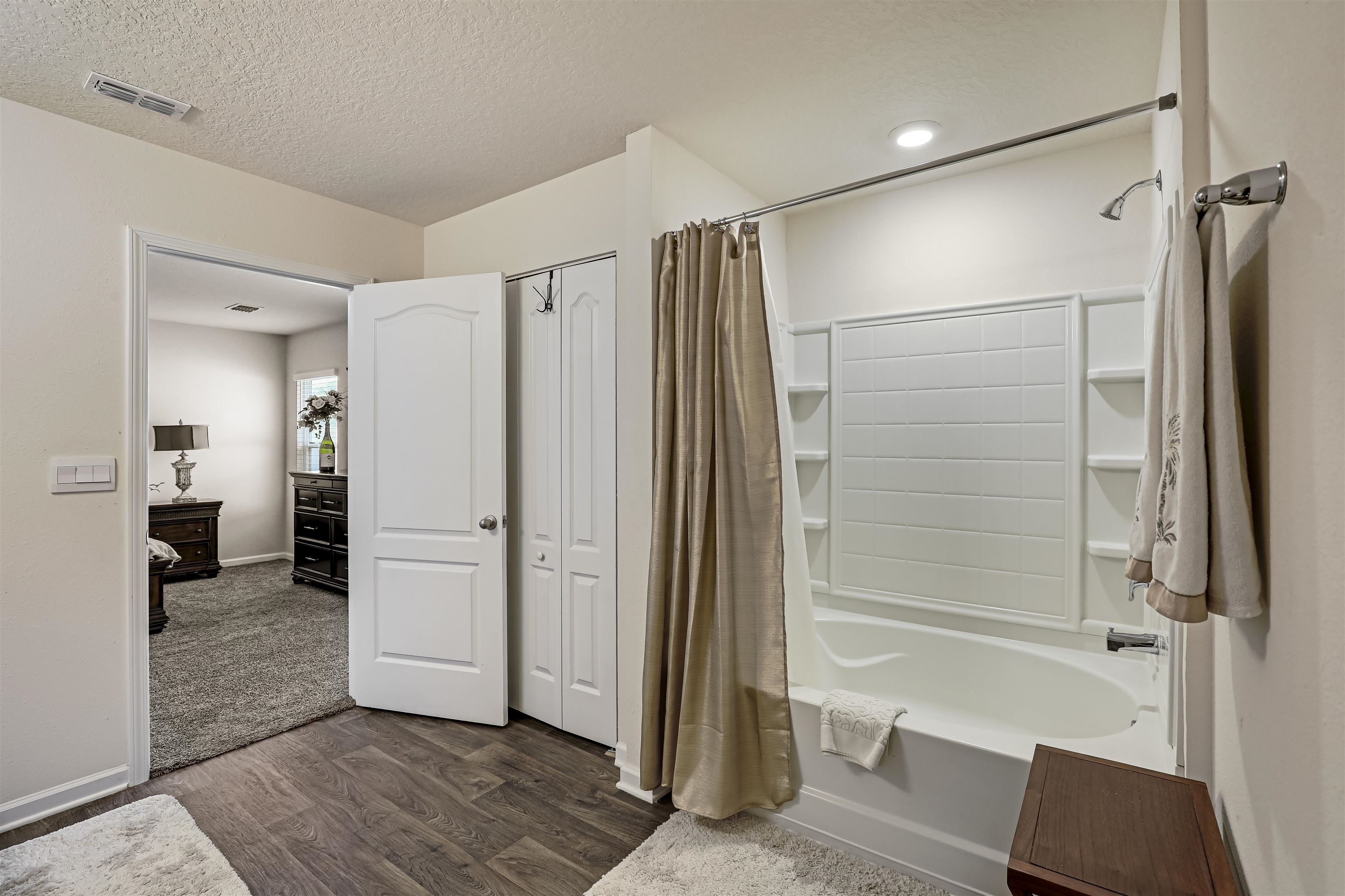 Image 29 of 55 For 56 Cannon Ball Dr