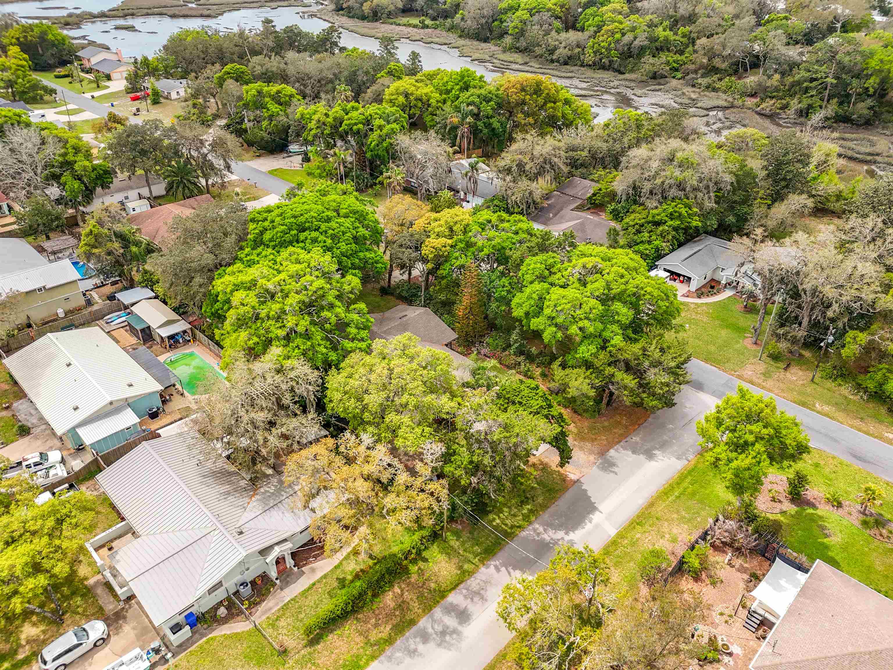 Image 70 of 79 For 5046 Shore Dr