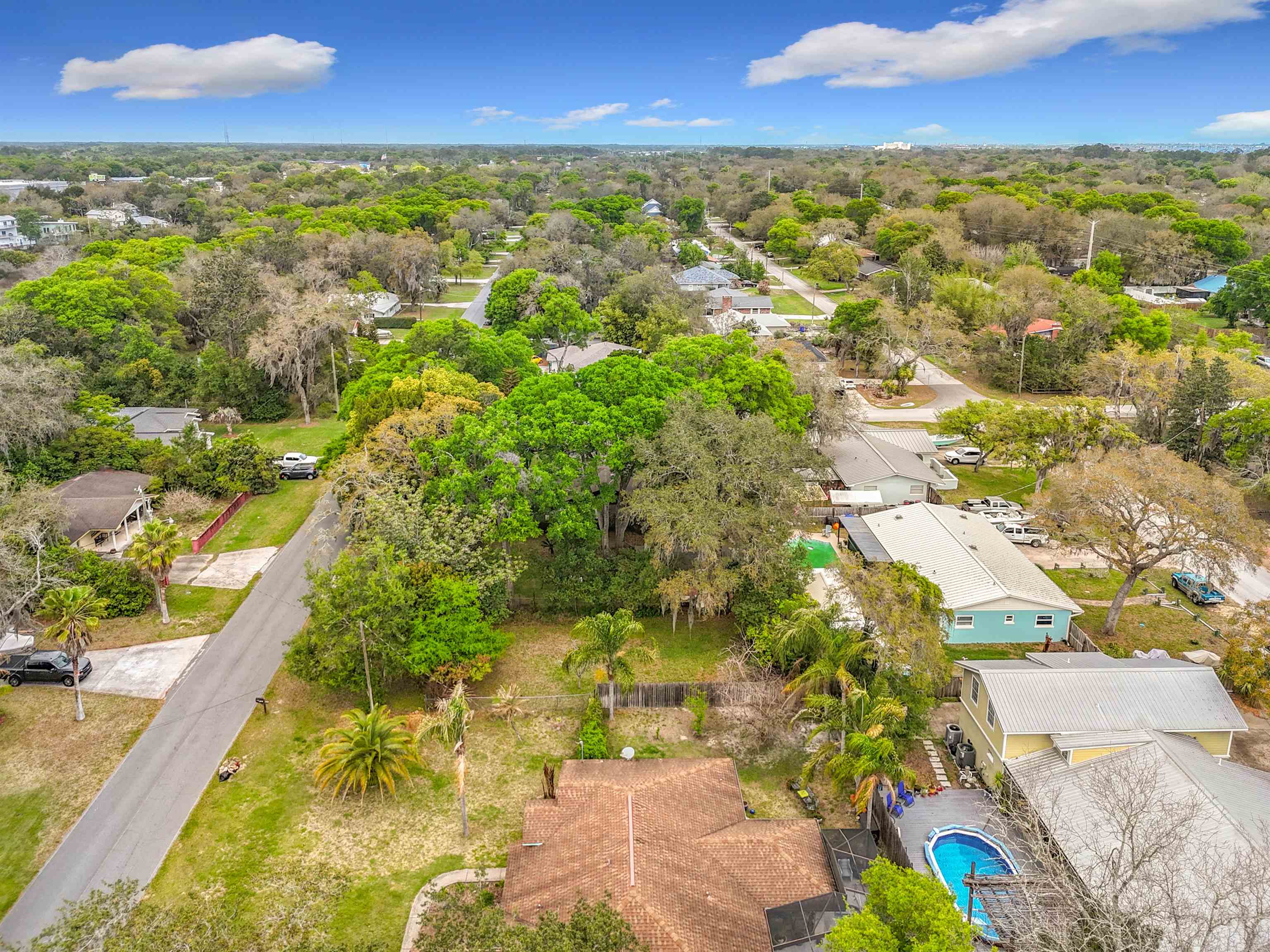 Image 76 of 79 For 5046 Shore Dr