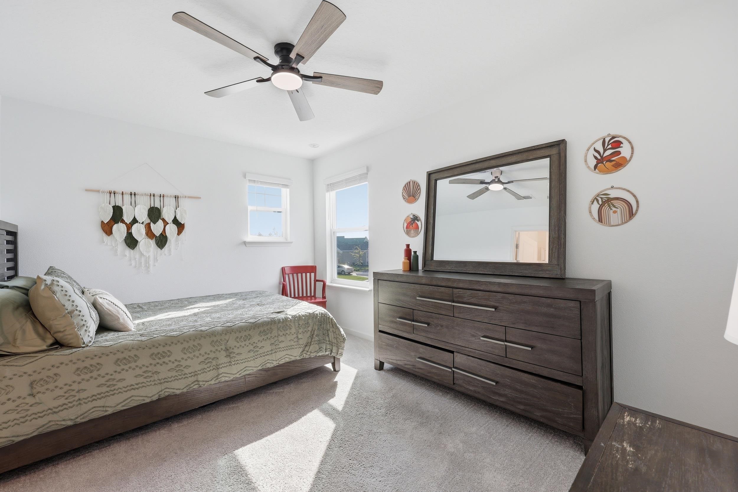 Image 24 of 52 For 521 Lake Sinclair St