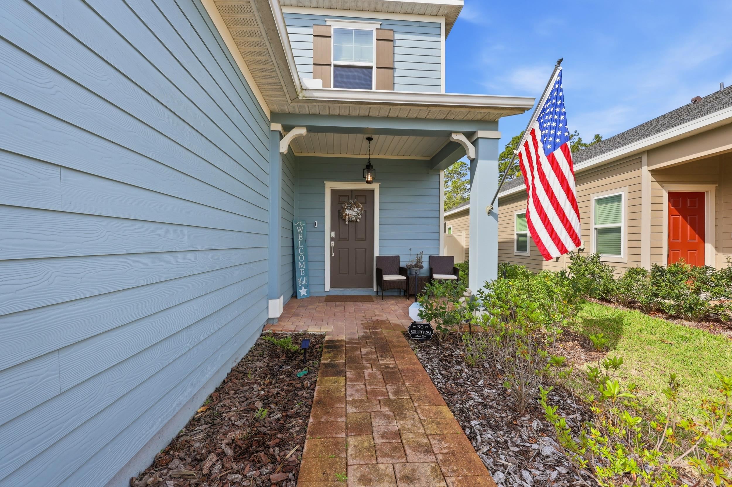 Image 4 of 52 For 521 Lake Sinclair St