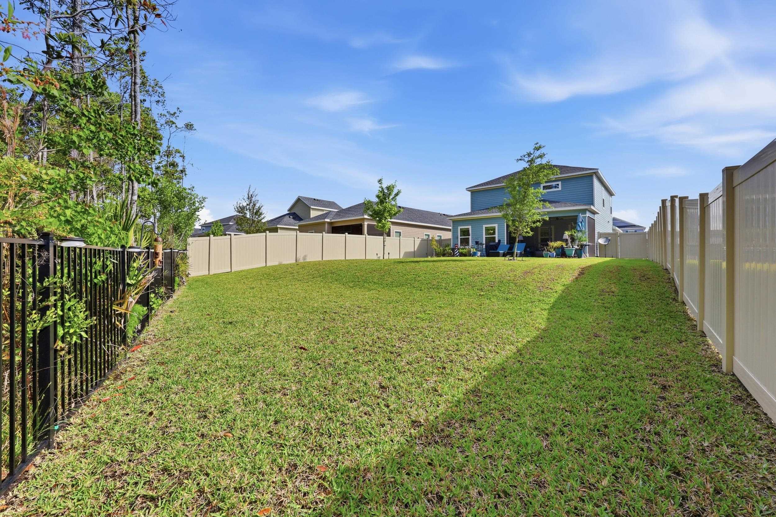 Image 41 of 52 For 521 Lake Sinclair St