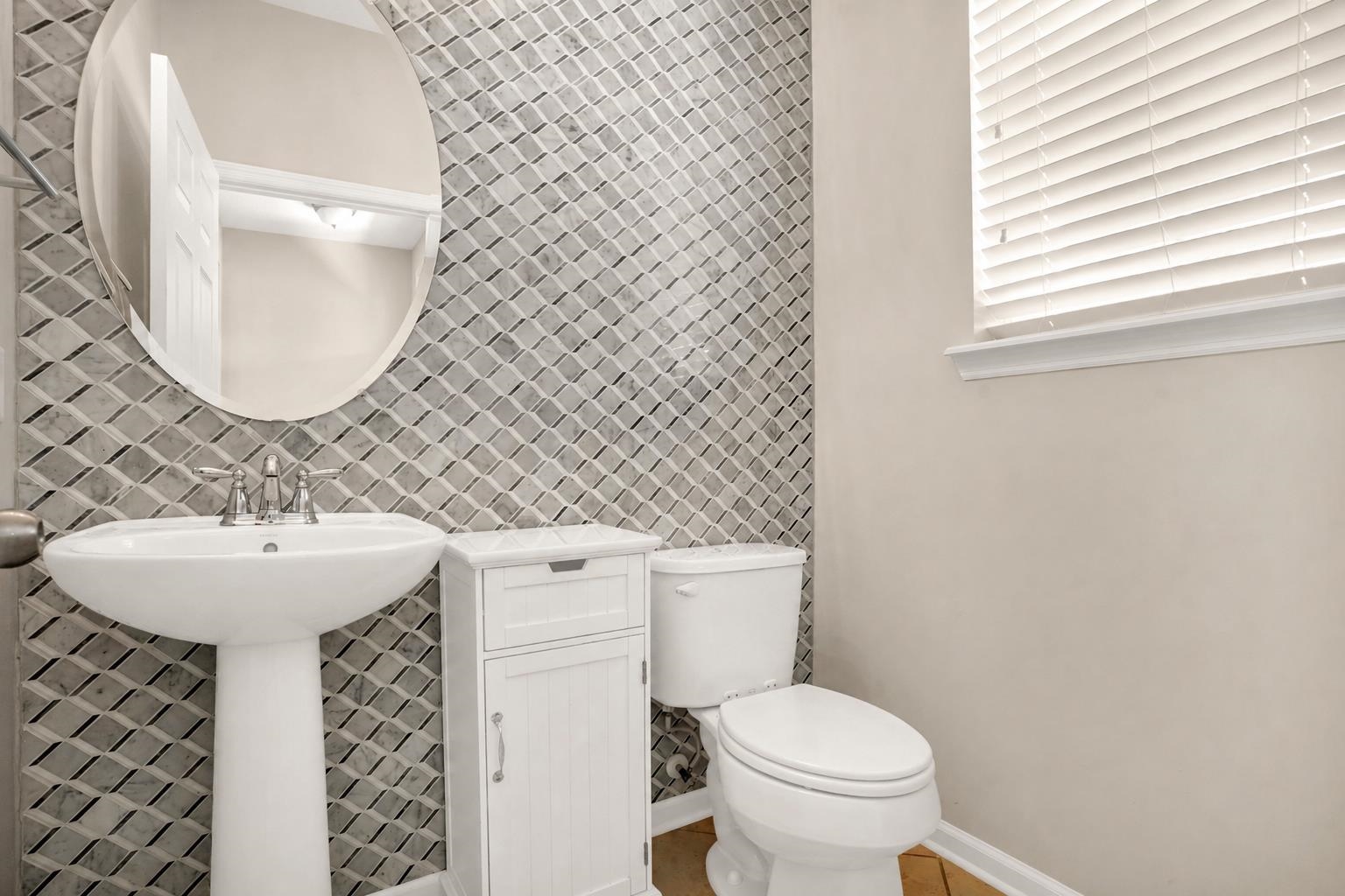 Image 12 of 27 For 171 Tarklin Rd.