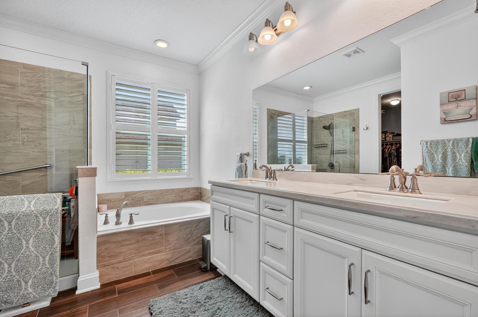 Image 27 of 62 For 34 Estero Ct