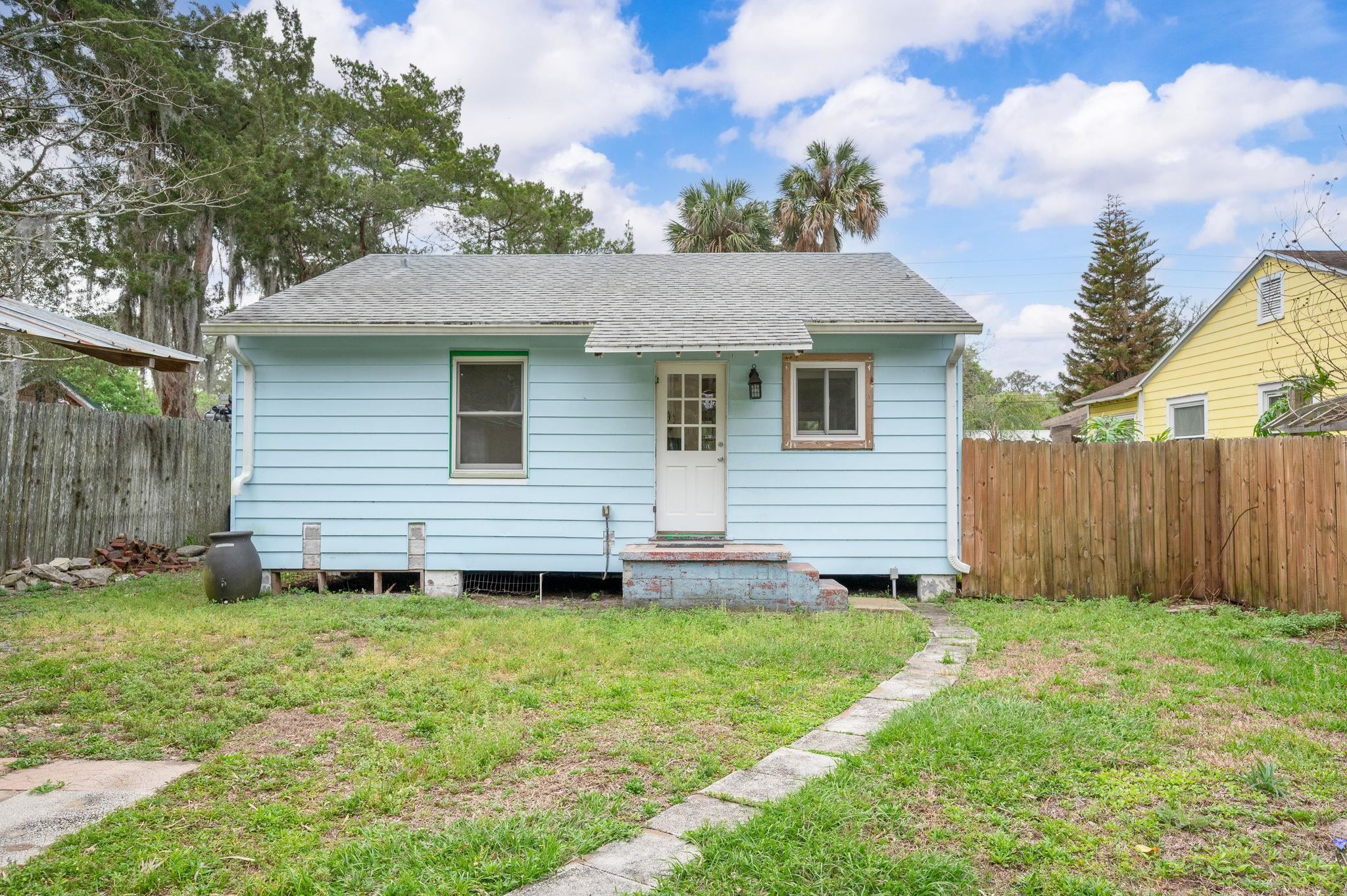 Image 25 of 58 For 36 Park Ave  