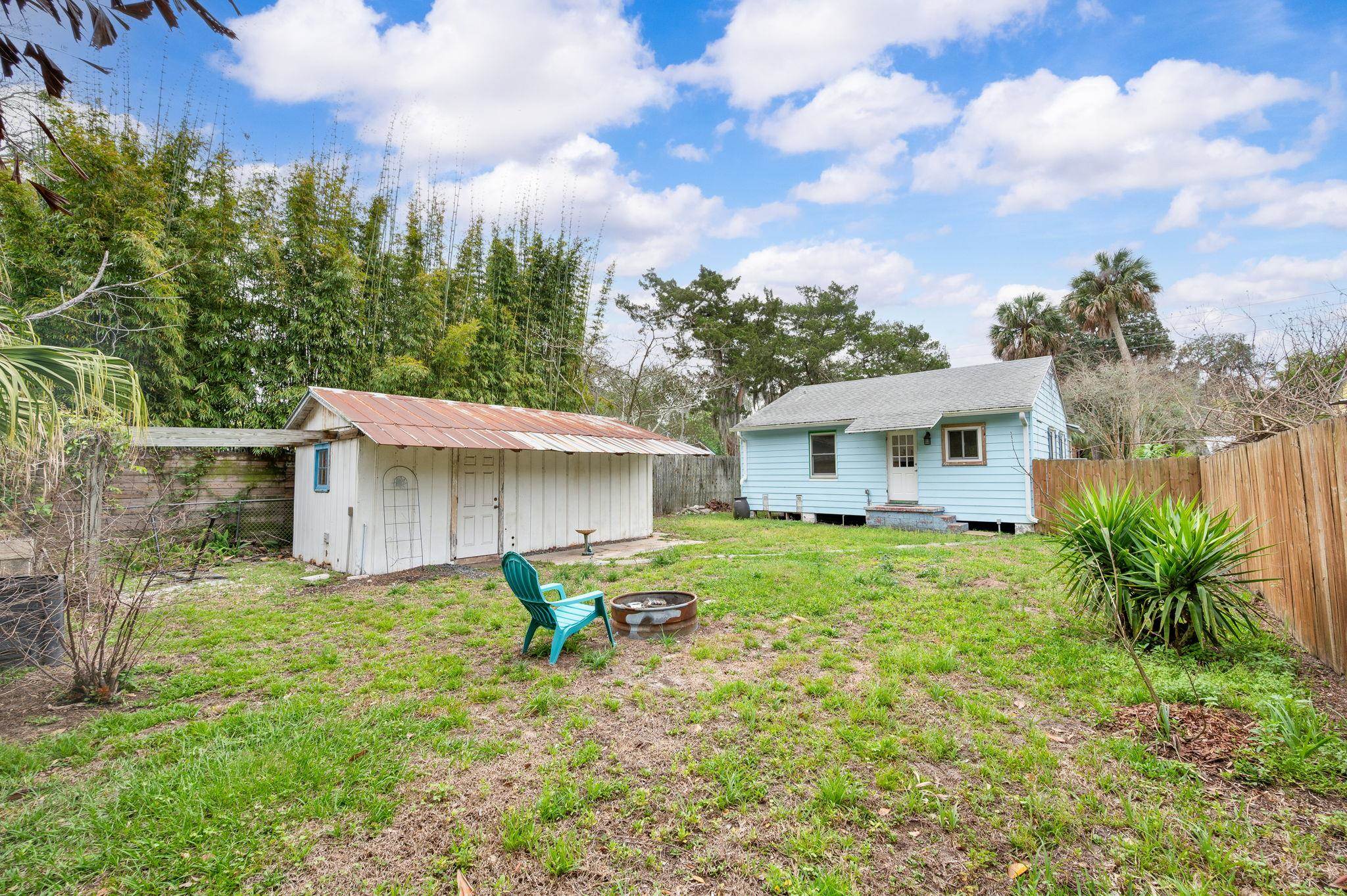 Image 26 of 58 For 36 Park Ave  