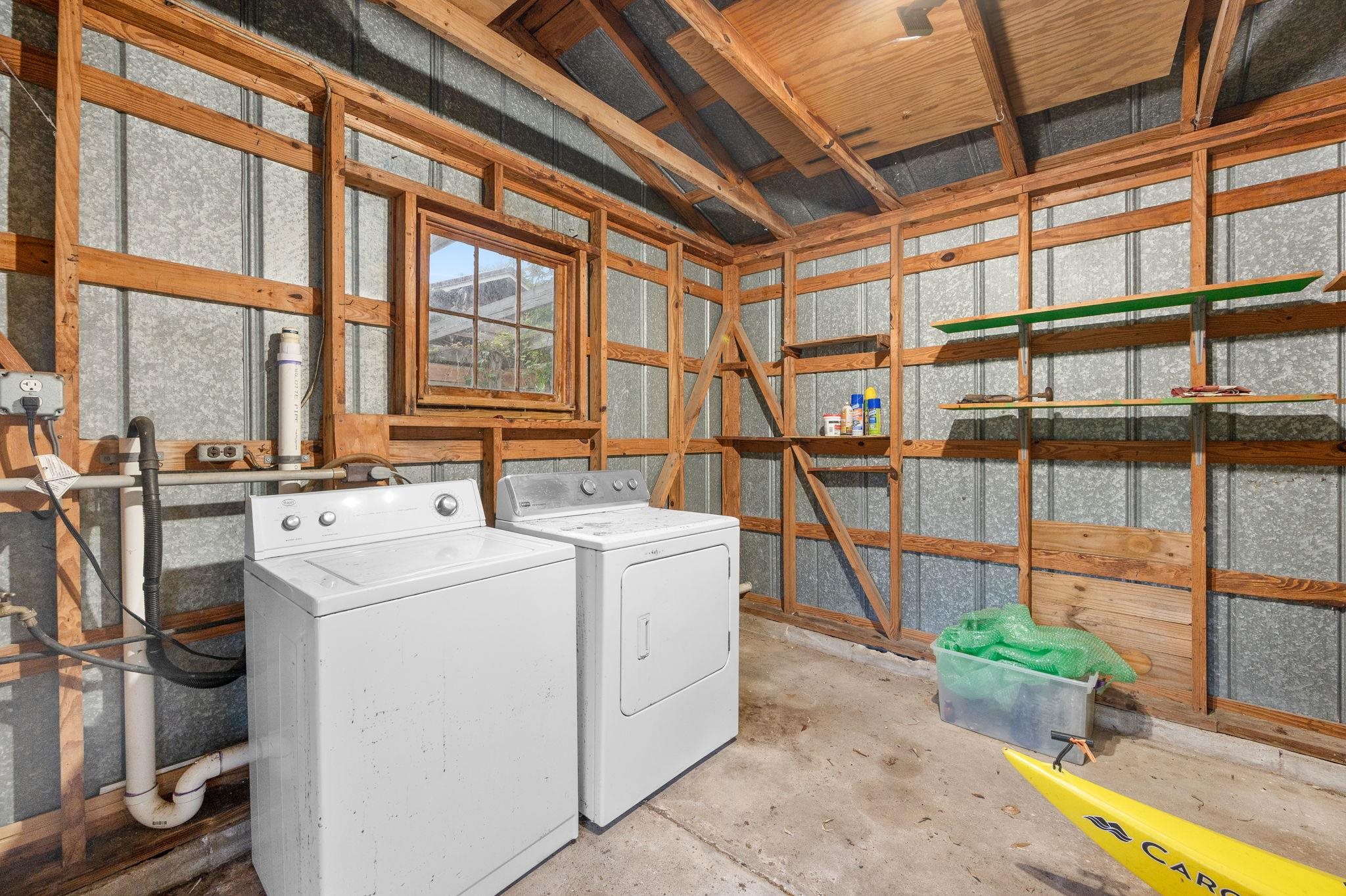 Image 28 of 58 For 36 Park Ave  