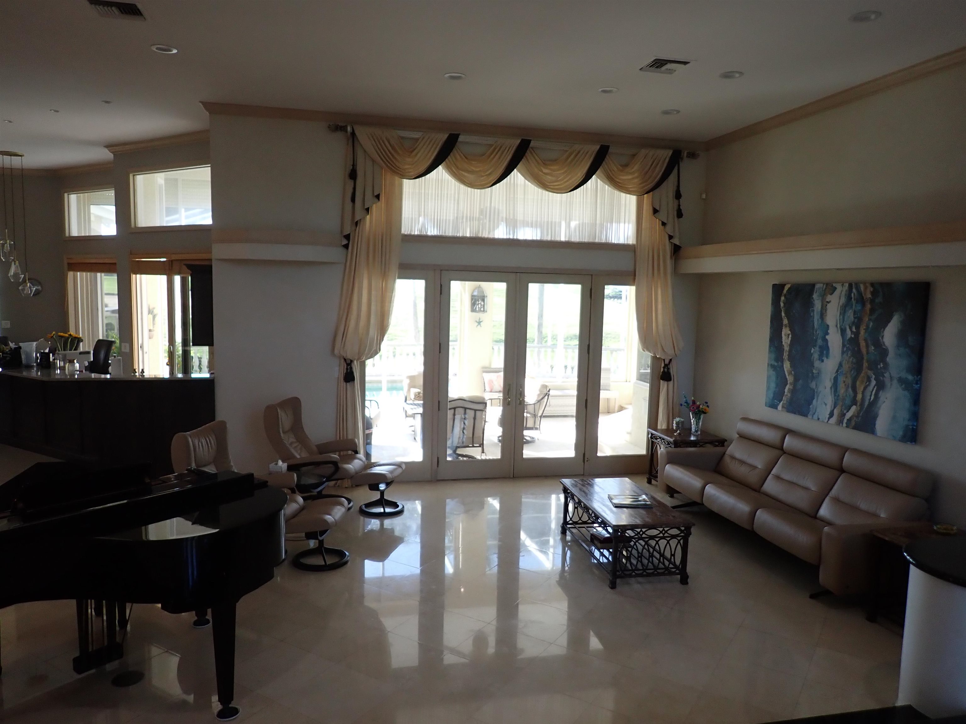 Image 11 of 33 For 25 San Marco Court