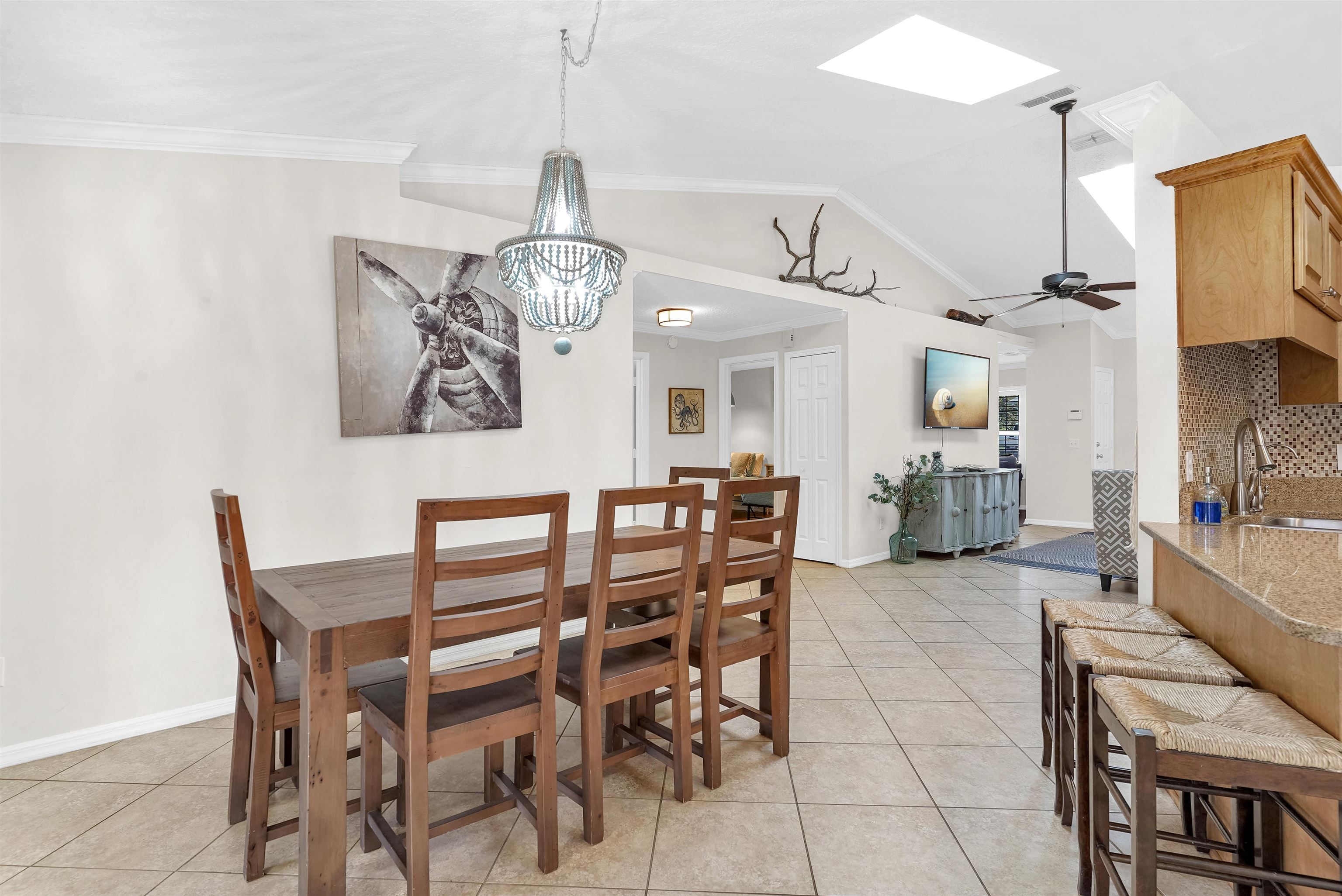 Image 15 of 35 For 404 14th St  