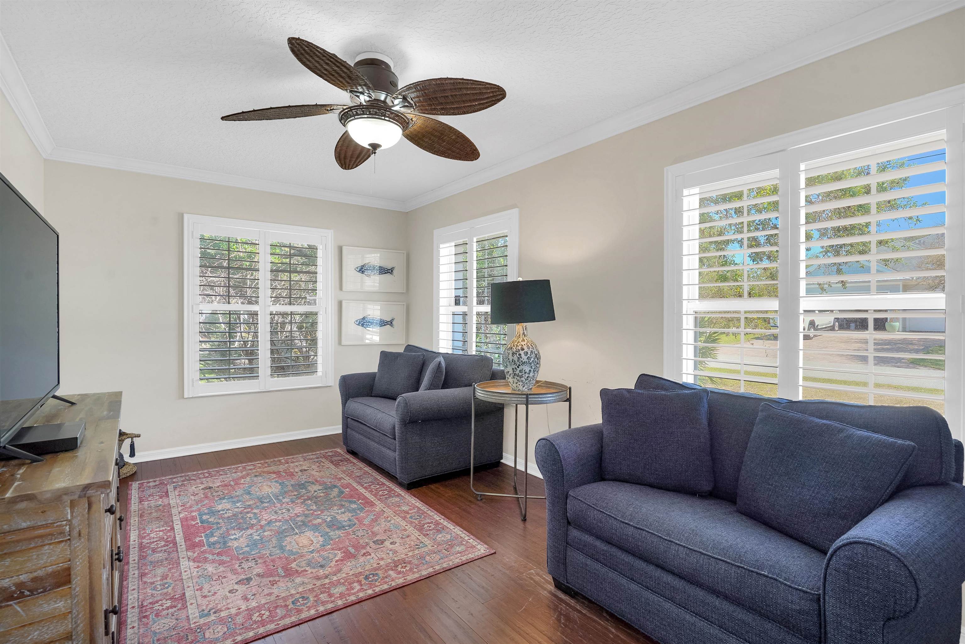 Image 20 of 35 For 404 14th St  