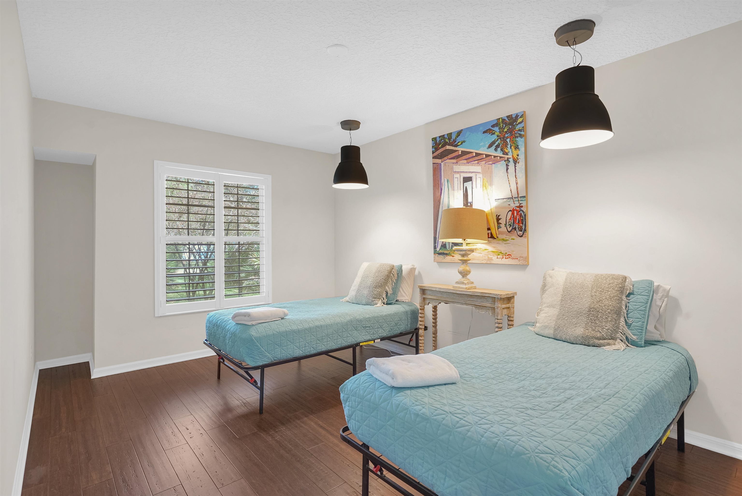 Image 24 of 35 For 404 14th St  