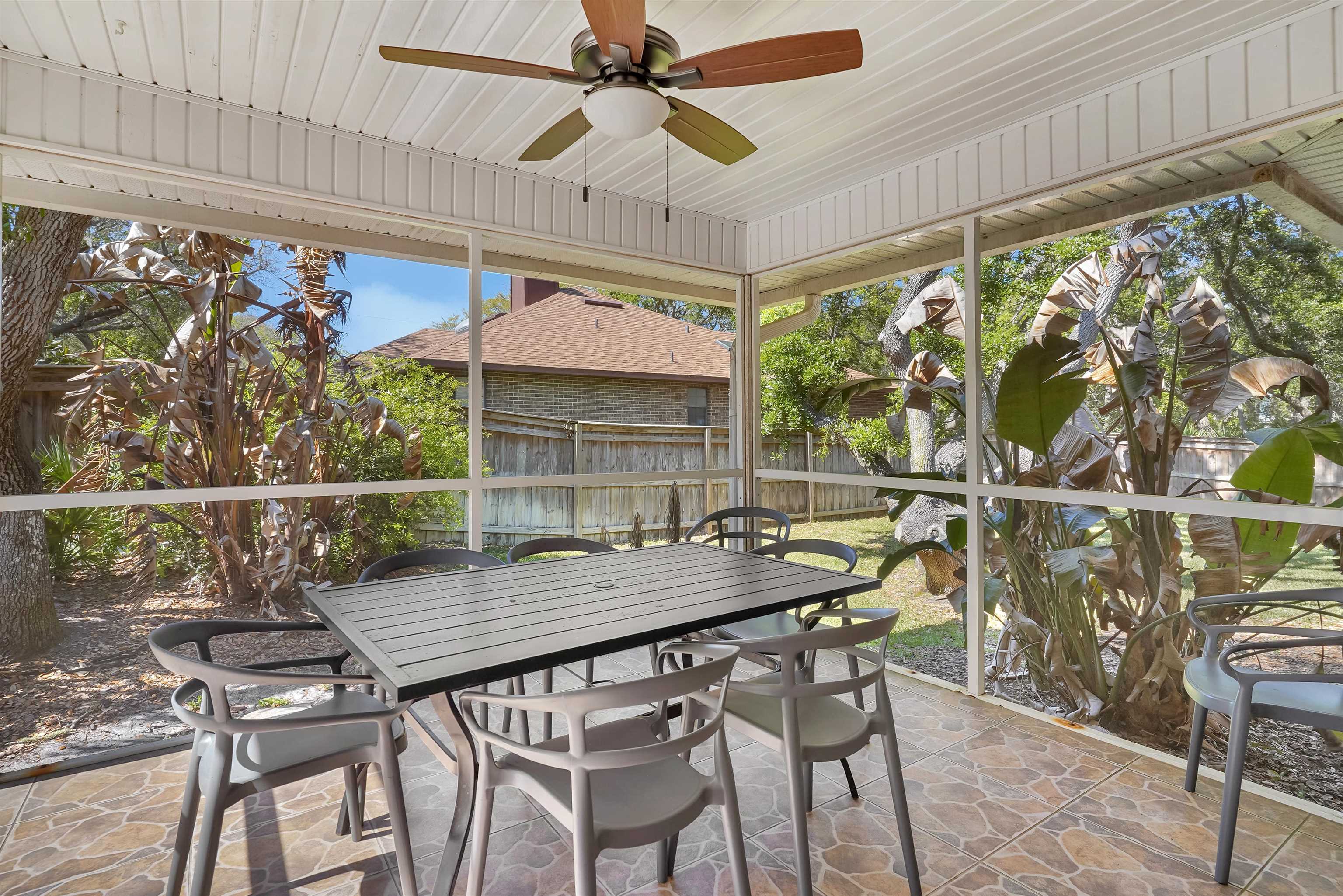 Image 5 of 35 For 404 14th St  