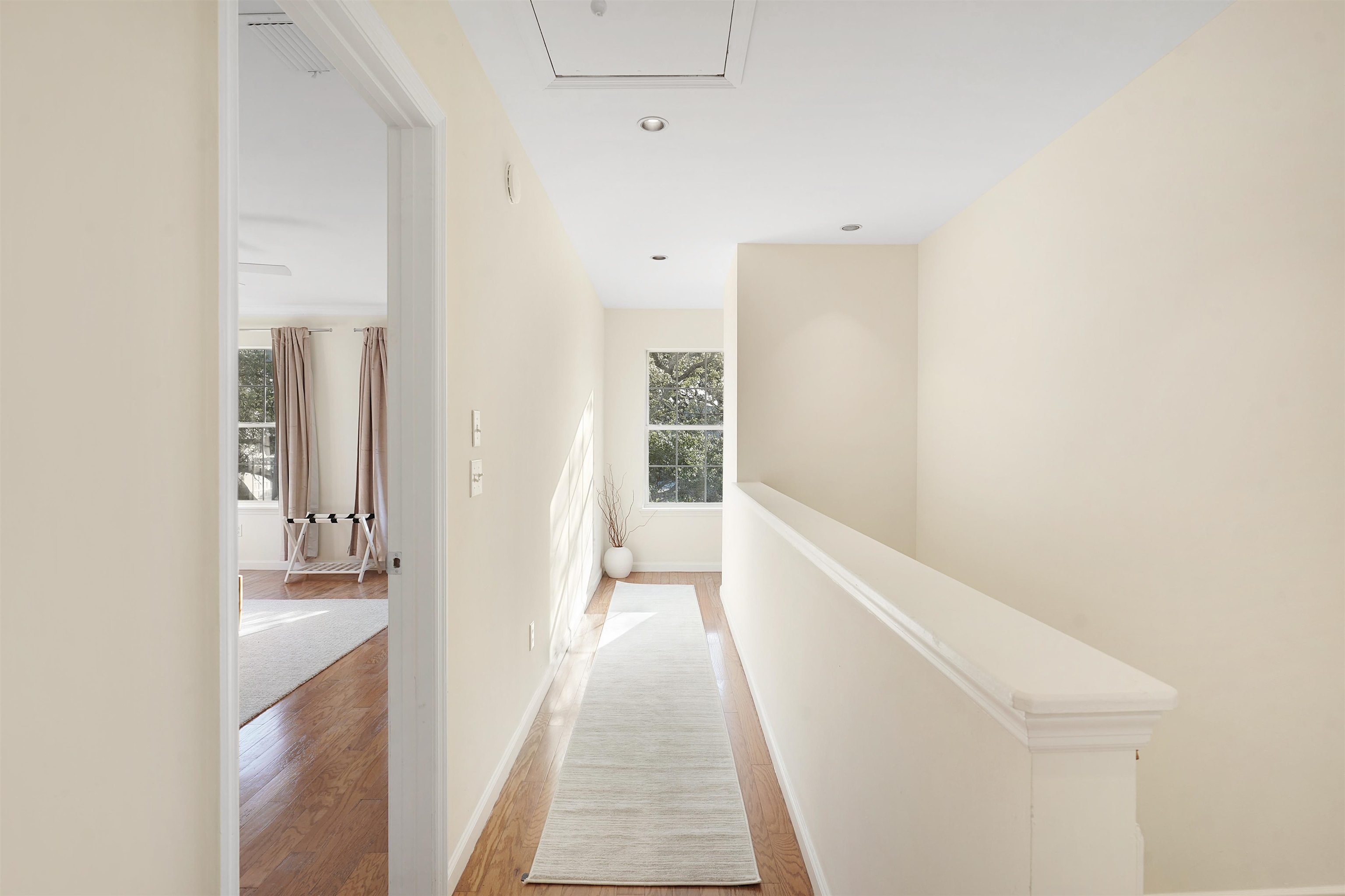 Image 24 of 43 For 4240 Myrtle St