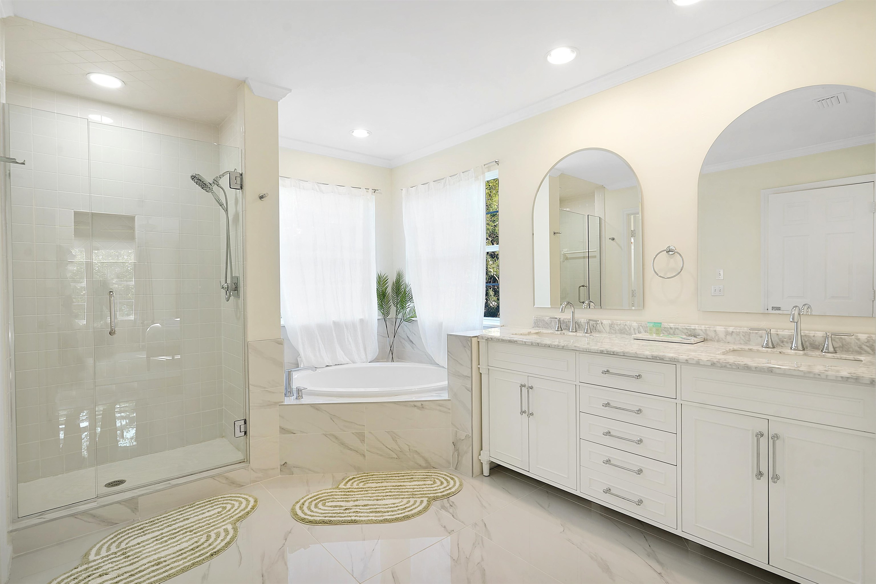 Image 27 of 43 For 4240 Myrtle St