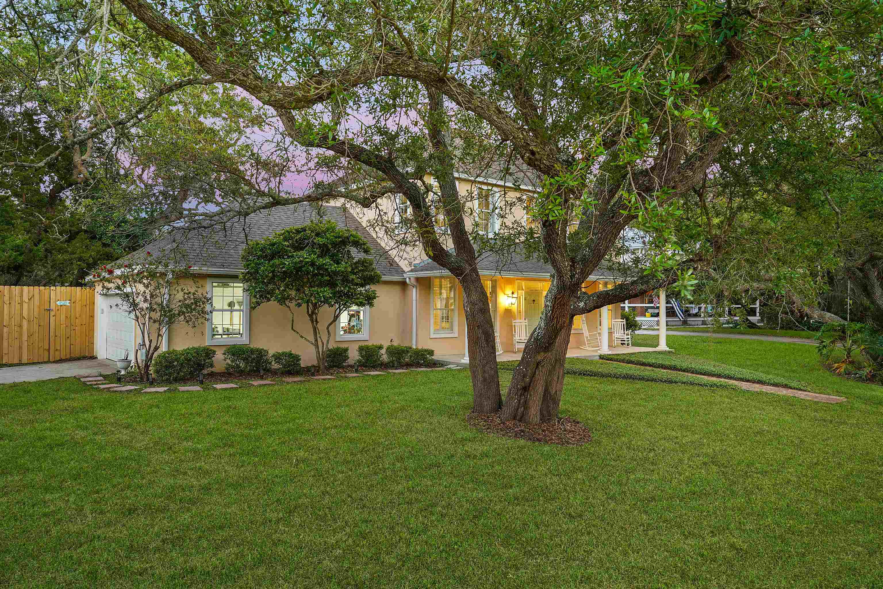 Image 7 of 43 For 4240 Myrtle St